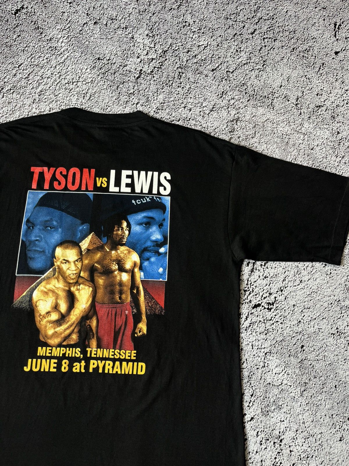 Vintage Vintage Mike Tyson vs Lennox Lewis Rumble T Shirt Size XXL Size US XXL / EU 58 / 5 - 10 Thumbnail