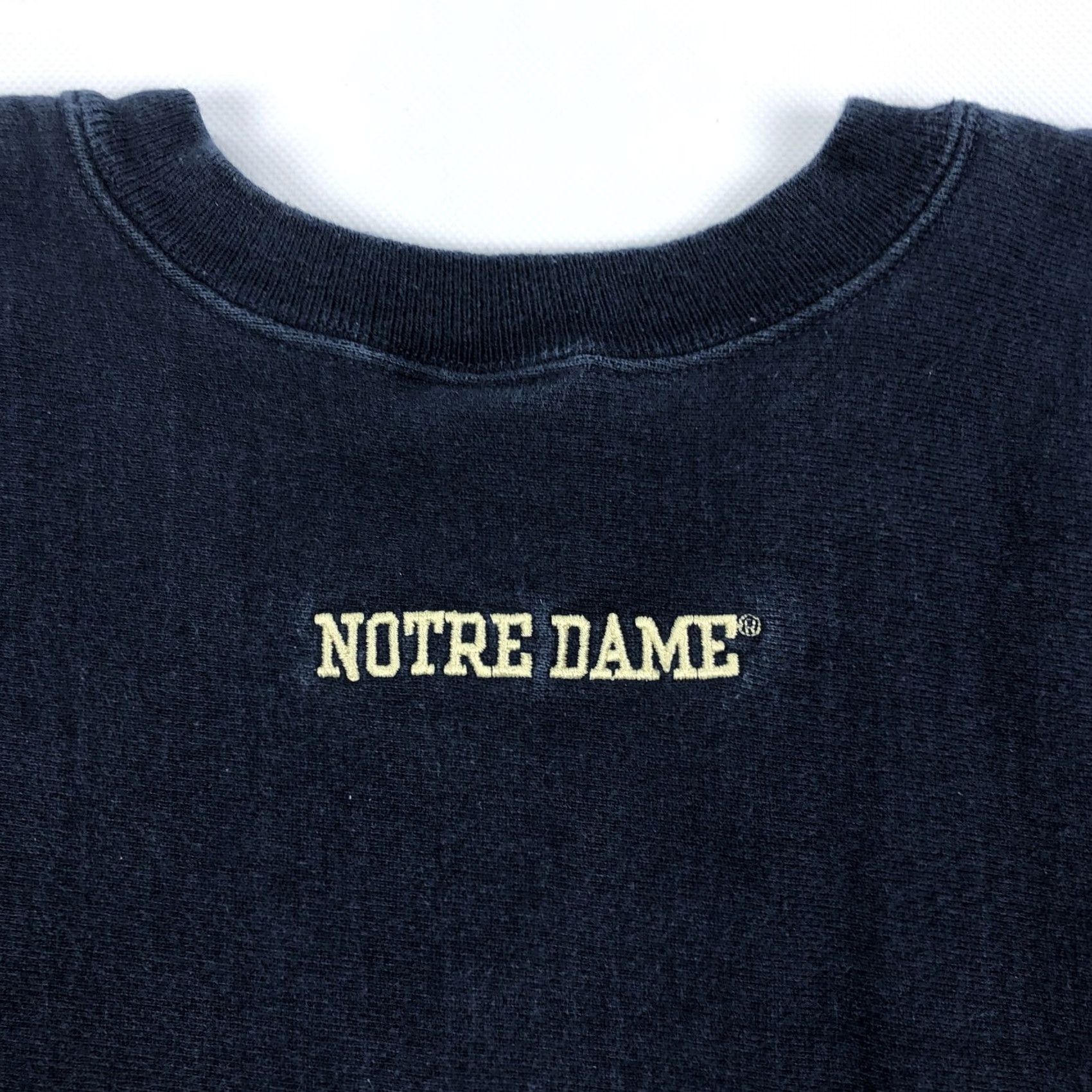 Champion VINTAGE Champion Reverse Weave Notre Dame Sweatshirt Men's L Crew Neck Navy Blue Embroidered Logo Text Patch Ribbed Cuffs Pockets Size US L / EU 52-54 / 3 - 3 Thumbnail