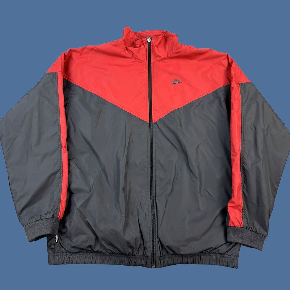 Nike Vintage Nike Jacket Mens Large Red Gray Full Zip Fleece Lined Windbreaker Y2K Size US L / EU 52-54 / 3 - 1 Thumbnail