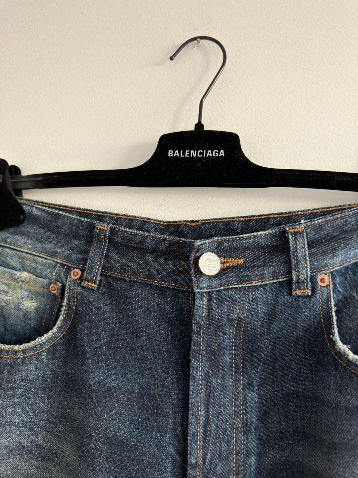 Vetements *RARE* GVASALIA VETEMENTS DENIM BAGGY DISTRESSED SHORT Size US 36 / EU 52 - 5 Thumbnail