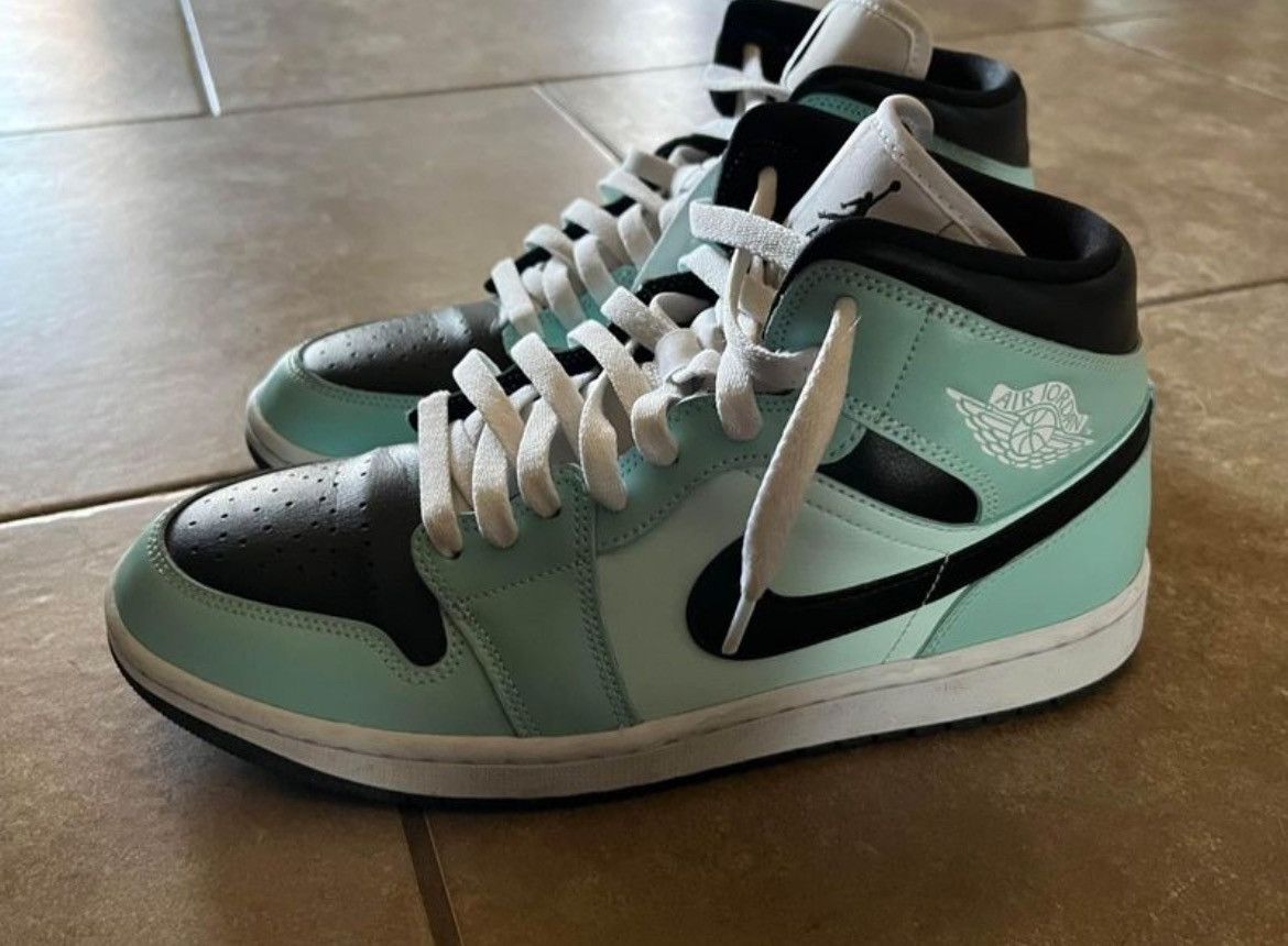 image of Jordan Brand 1 Mid- Size 10 Shoes in Teal, Men's