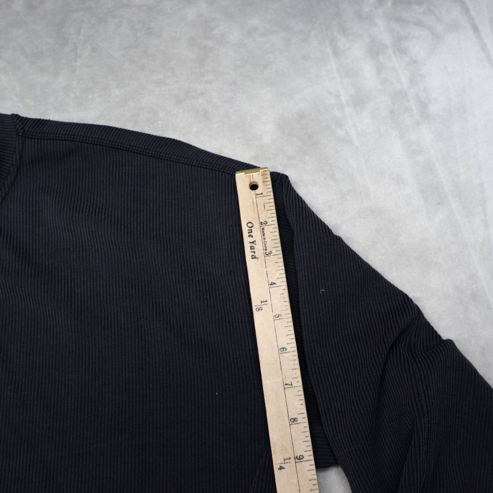 Lululemon Lululemon Sweatshirt Women 10 Black Perfectly Oversized Ribbed Crew Cropped Relaxed Fit Knit Sweatshirt Size L / US 10 / IT 46 - 4 Thumbnail