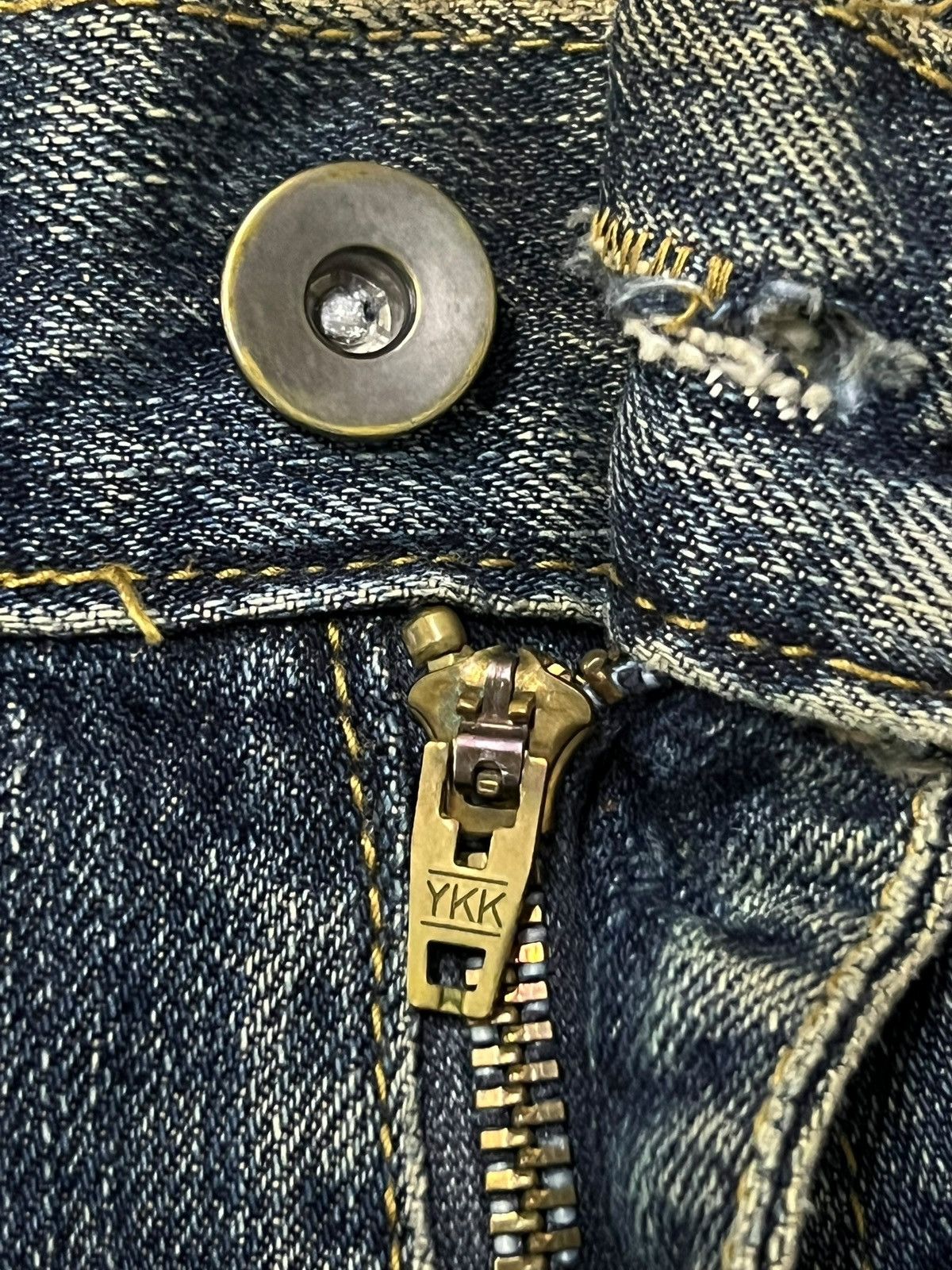 Uniqlo Bootcut Vintage 00s Uniqlo - Faded Whiskering Mud Wash Jeans Size US 34 / EU 50 - 10 Thumbnail