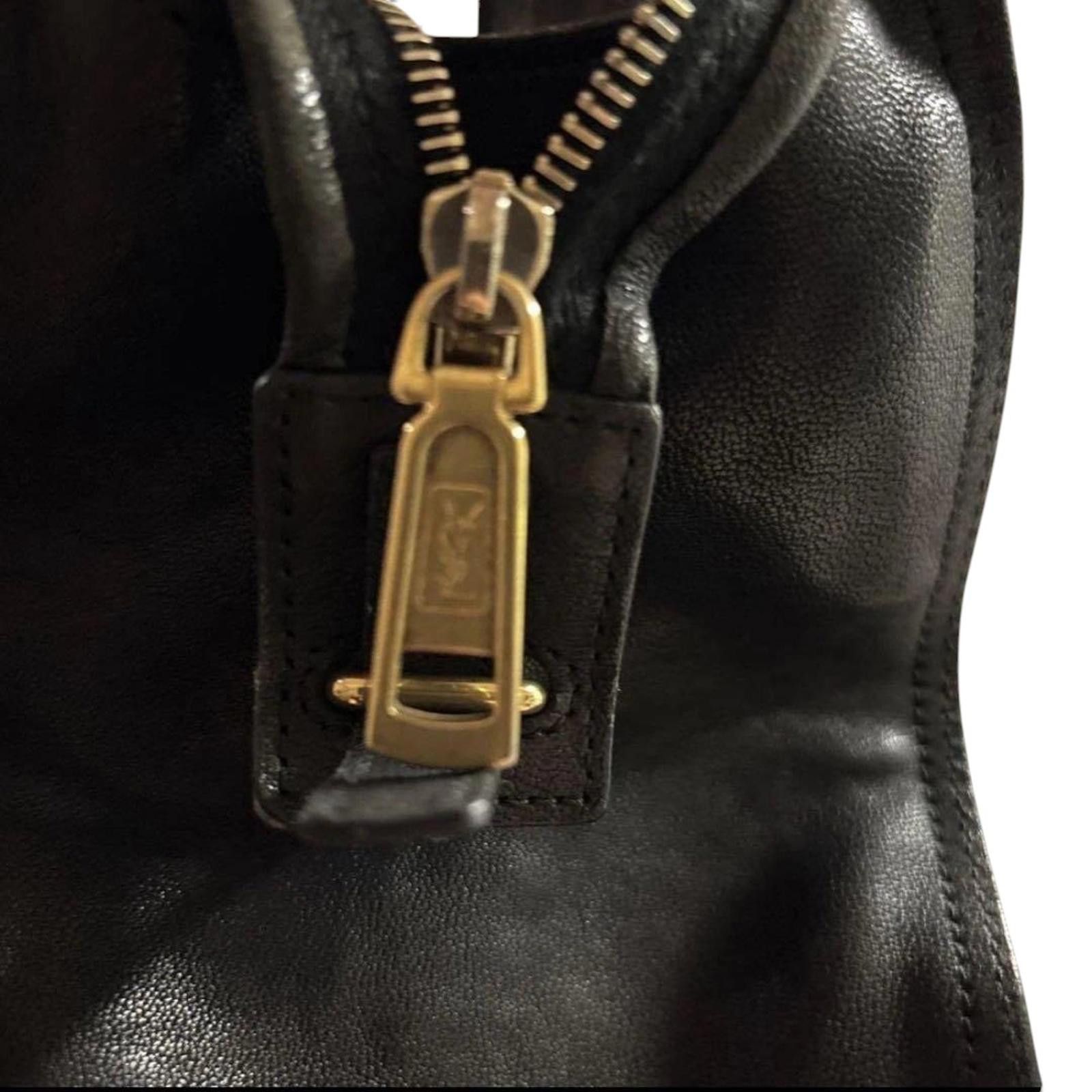 Yves Saint Laurent Saint Laurent - Black Leather Handbag Gold Y Logo Size ONE SIZE - 5 Thumbnail