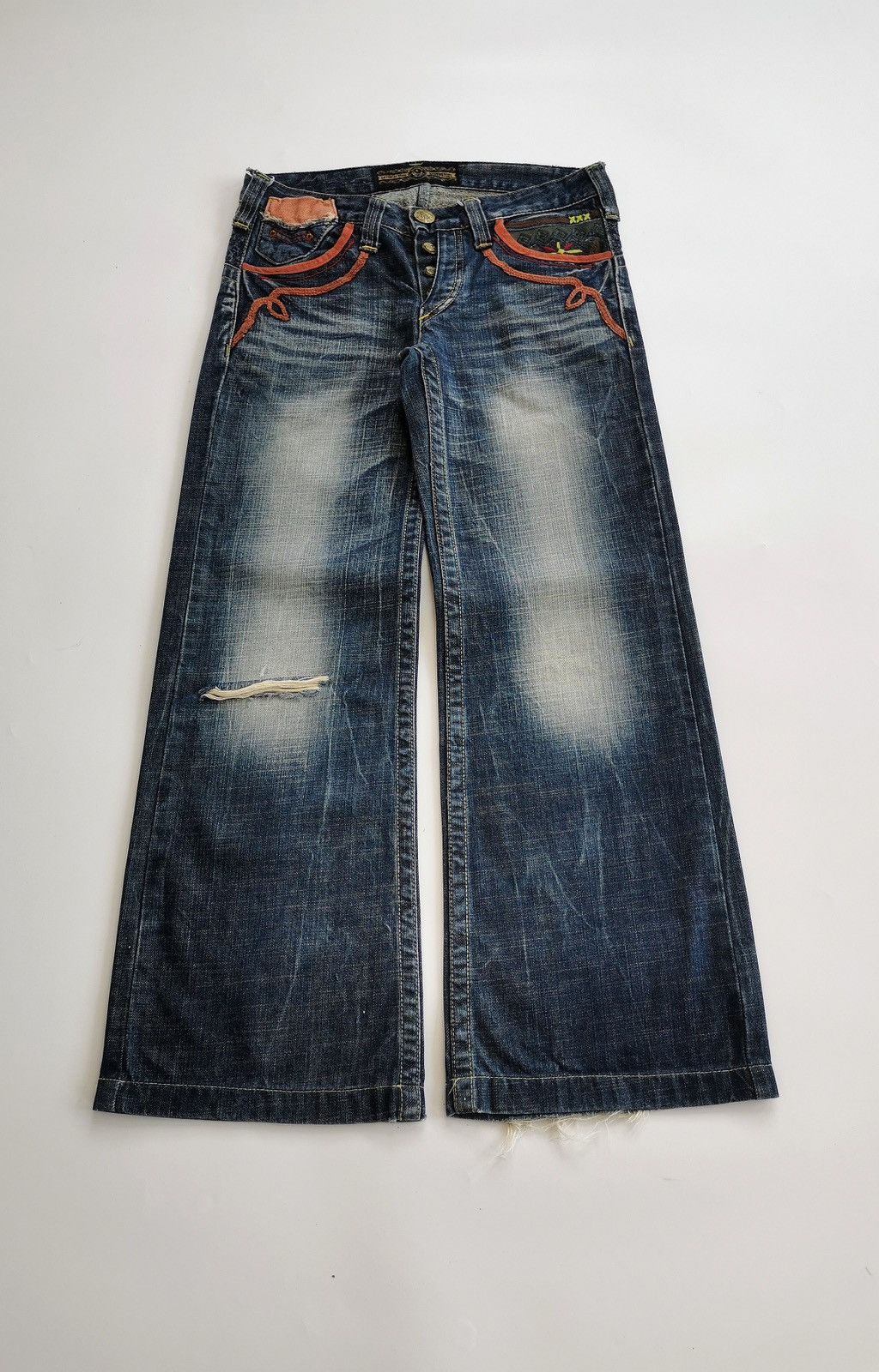 Japanese Brand Flared Bootcut Studio Red Pepper Embroidery Jeans Size 28" / US 6 / IT 42 - 8 Thumbnail