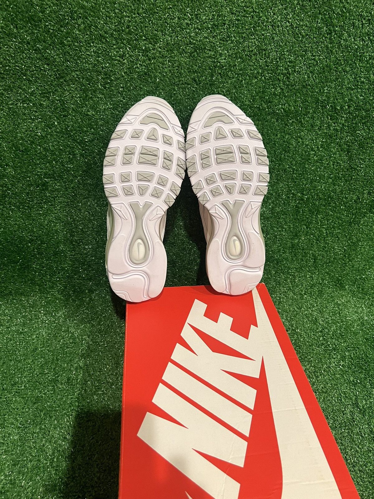 Nike Wmns Air Max 97 'Pure Platinum' Size US 7 / IT 37 - 6 Thumbnail