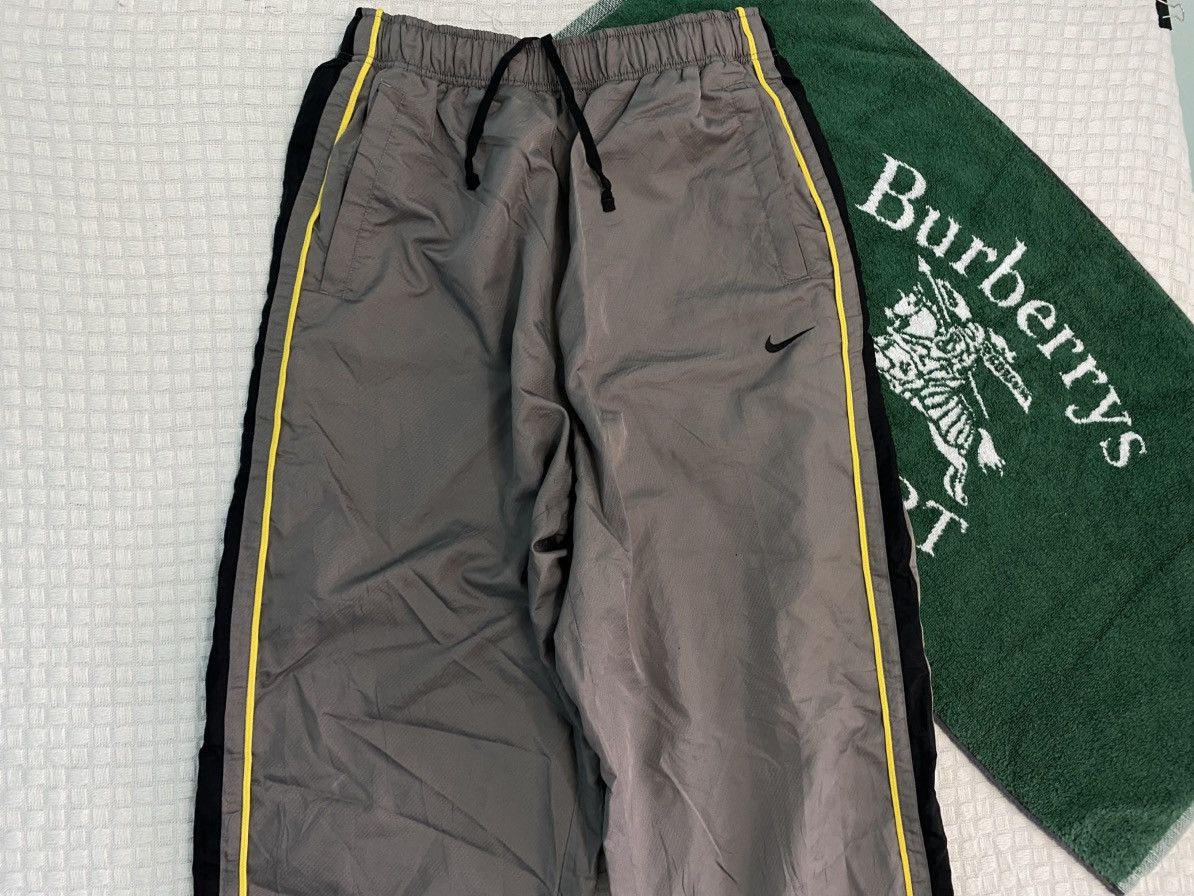Nike × Playstation × Travis Scott 💥 VINTAGE NIKE 90S BAGGY WIDE LEG SWOOSH TRACK PANTS Y2K Size US 36 / EU 52 - 5 Thumbnail