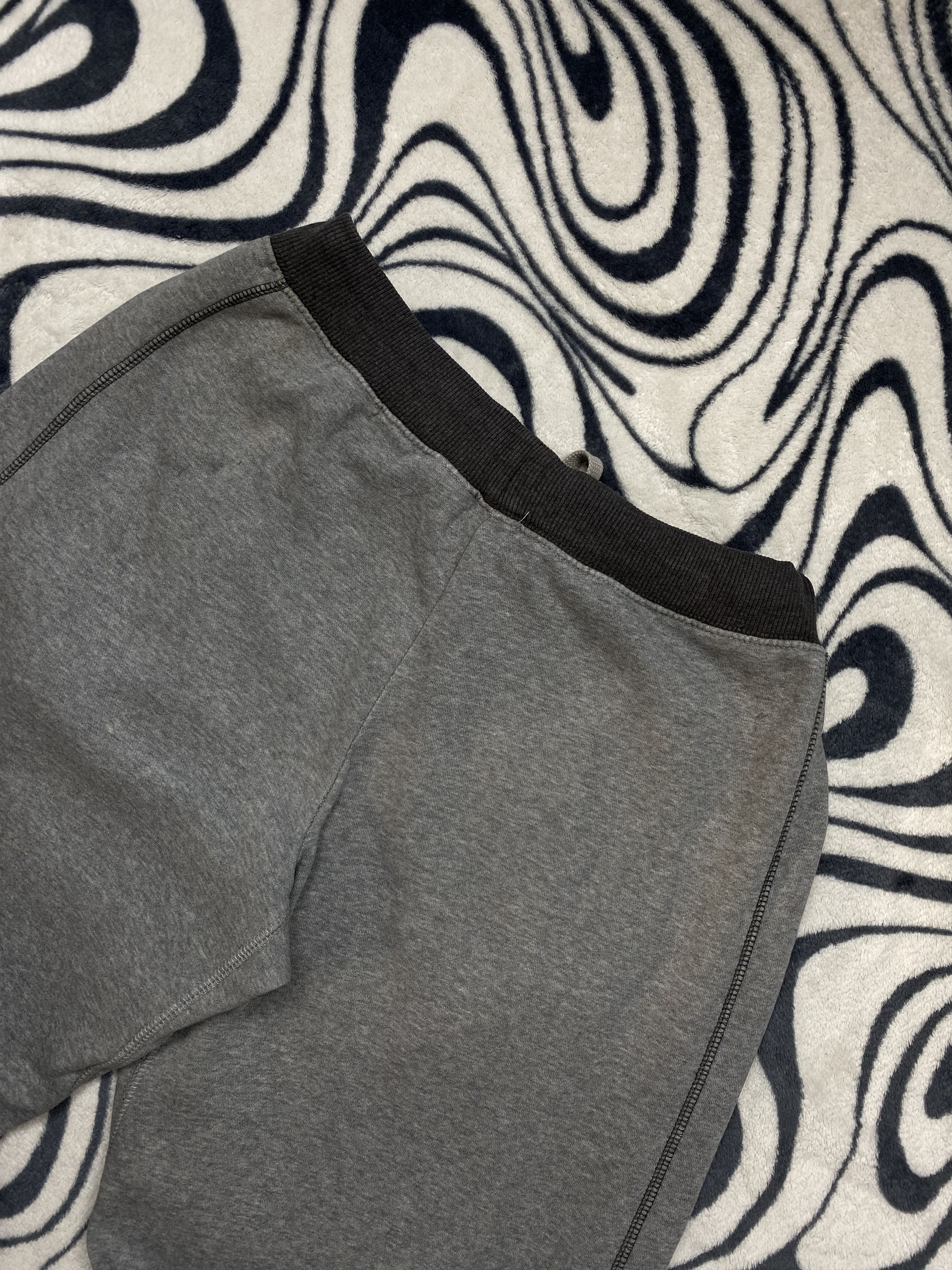 Nike Nike Vintage Mens Baggy Sweatpants Y2K Pants Size US 30 / EU 46 - 7 Thumbnail