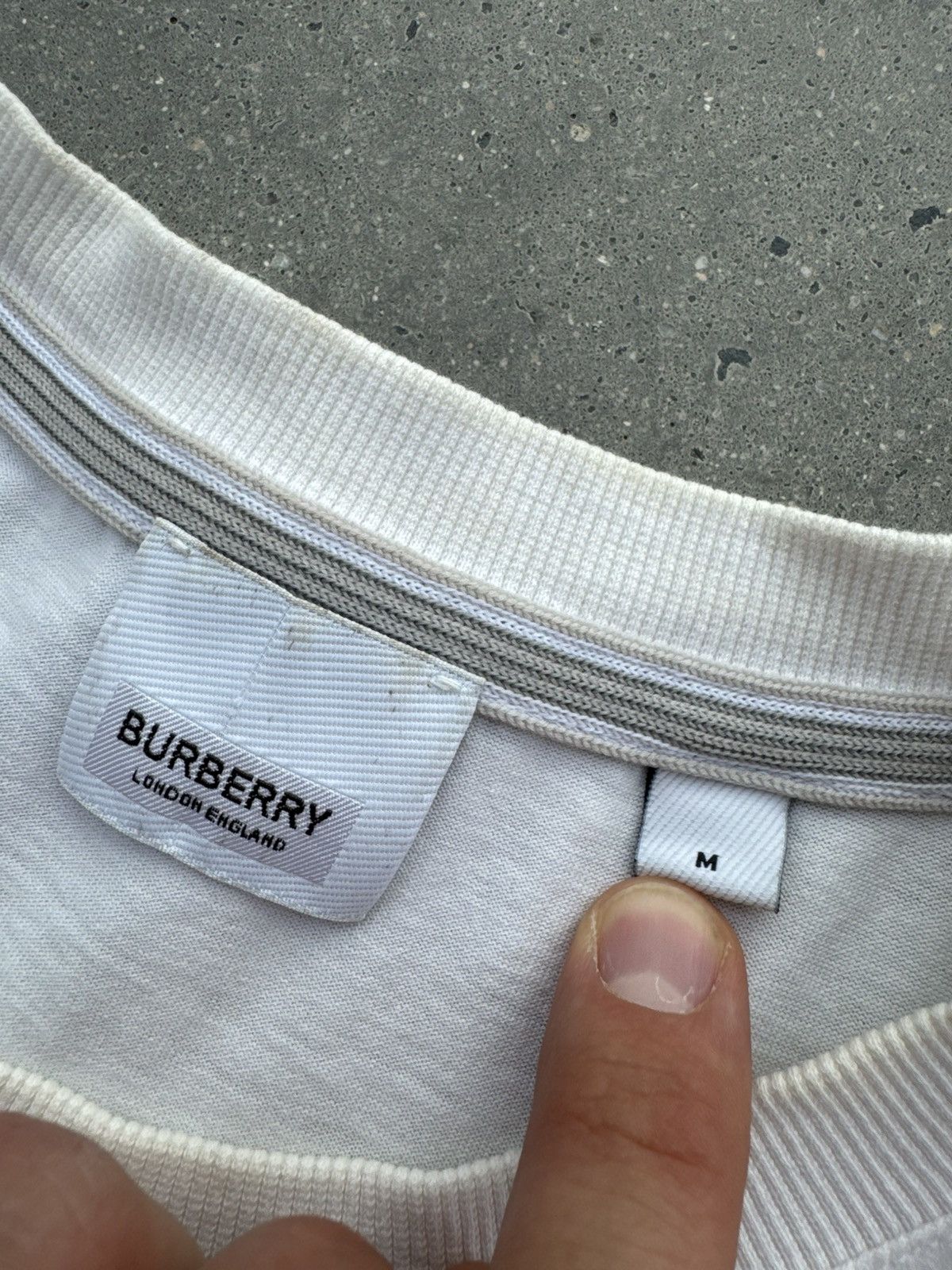 Burberry Burberry Basic Logo T-shirt Designer Luxury tees Size US M / EU 48-50 / 2 - 3 Thumbnail