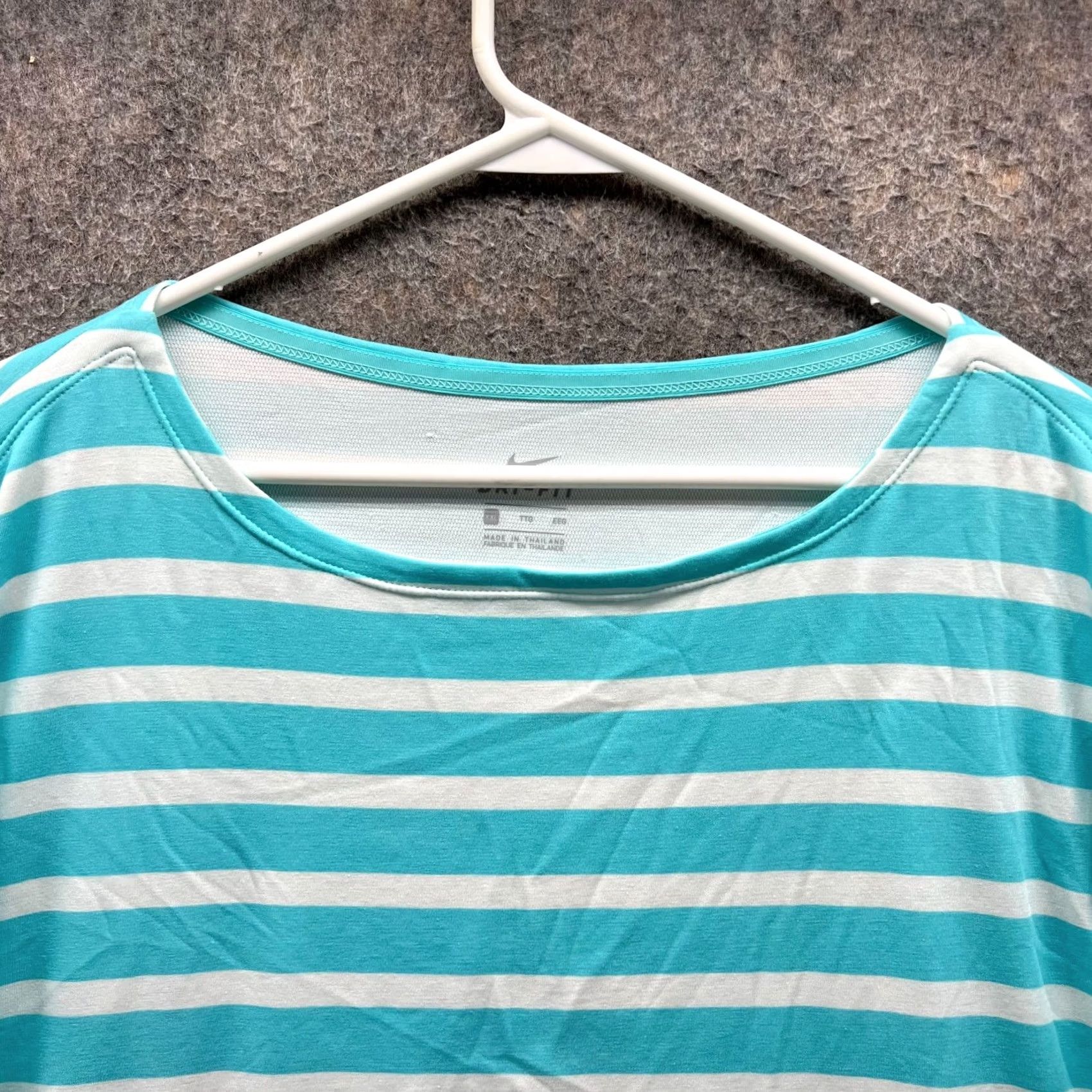 Nike VINTAGE Nike Shirt Womens 2XL Blue White Stripes Round Neck Dri Fit UV 3/4 Sleeve Size XXL / US 16-18 / IT 52-54 - 6 Thumbnail