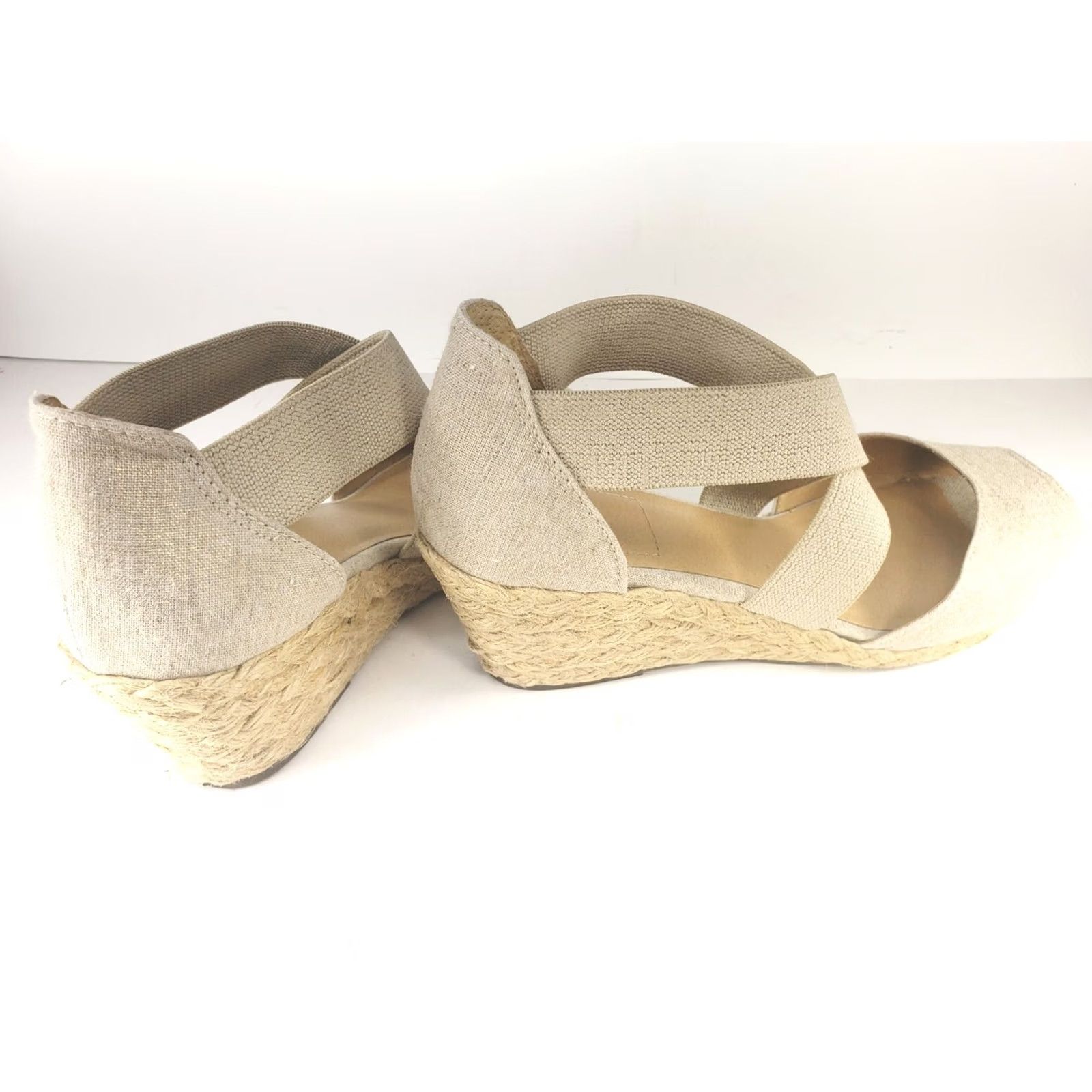 Vintage VINTAGE? No — White Mountain Hudlin Sandal Womens 9.5M Beige Wedge Espadrille Casual Formal Wedding Slide On Rubber Outsole Comfort Shoes Size US 10 / IT 40 - 5 Thumbnail