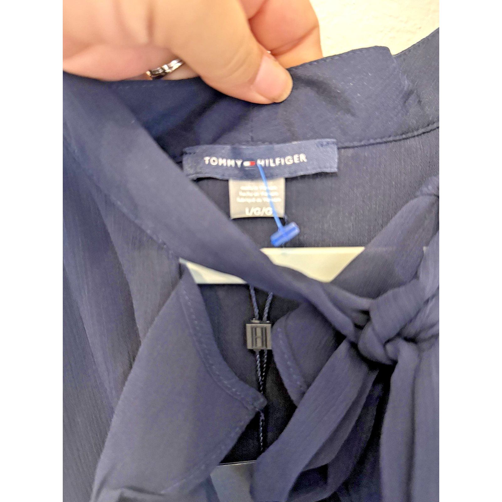 Tommy Hilfiger Tommy Hilfiger Blouse Women LG Navy Sleeveless Chiffon Top Size L / US 10 / IT 46 - 3 Thumbnail