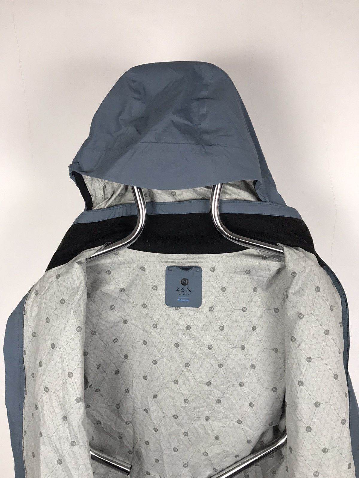 Designer Men’s M/50,46 NordWaterproof,Windbreaker Hooded Jacket,Coat Size US M / EU 48-50 / 2 - 6 Thumbnail