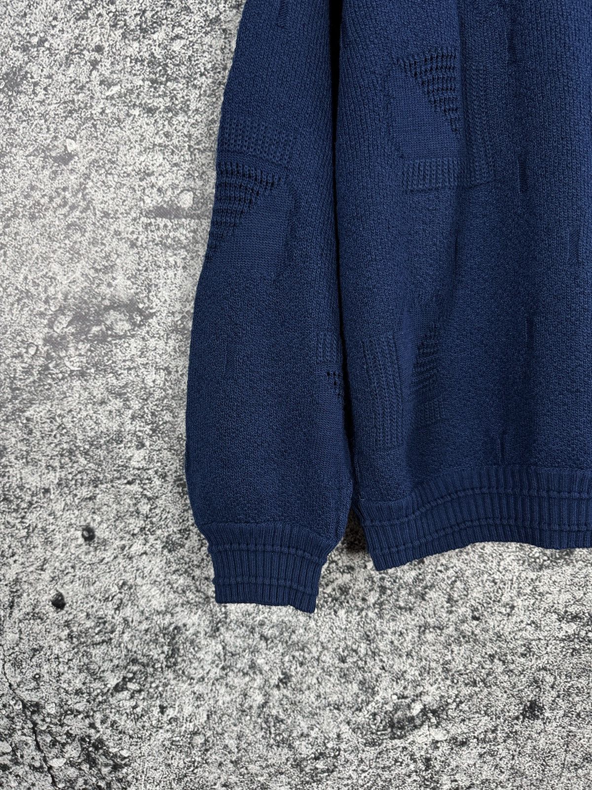 Carlo Colucci Carlo Colucci Vintage V-Neck Wool Sweater Jumper Size 56 Size US XL / EU 56 / 4 - 4 Thumbnail