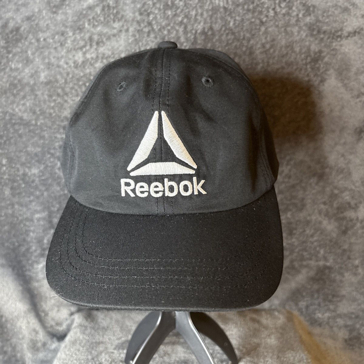 Reebok Reebok Hat Cap Strapback Black Sports Runner Mens Size ONE SIZE - 2 Thumbnail