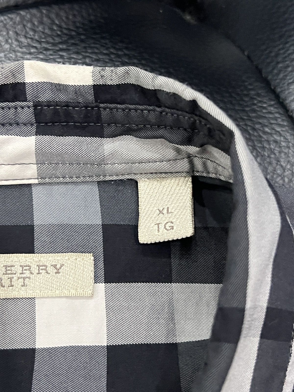 Burberry Burberry Check Pattern Shirt Size US XL / EU 56 / 4 - 15 Thumbnail
