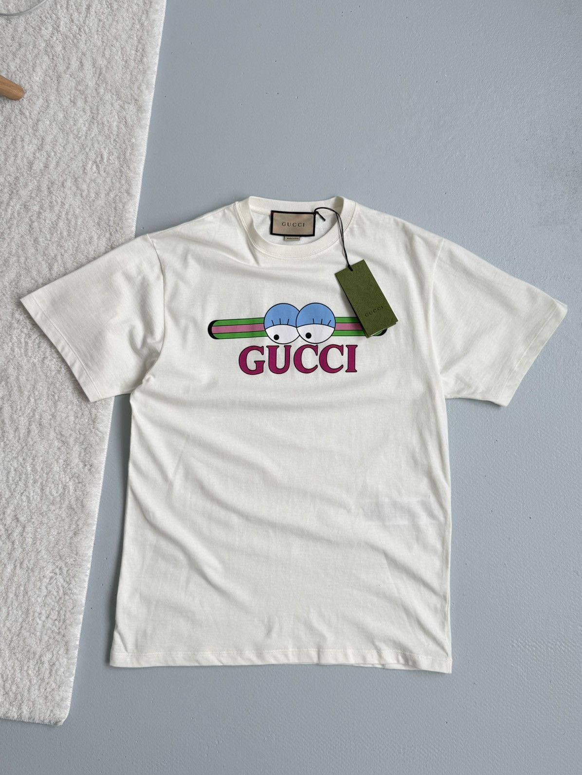 Gucci Gucci Cartoon Eyes Logo T-Shirt Off-White Cream Cotton Tee Size US S / EU 44-46 / 1 - 5 Thumbnail