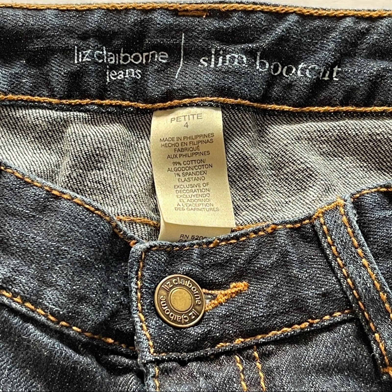 Liz Claiborne Liz Clairborne jeans petite 4 slim boot cut jeans Size 27" / US 4 / IT 40 - 3 Thumbnail