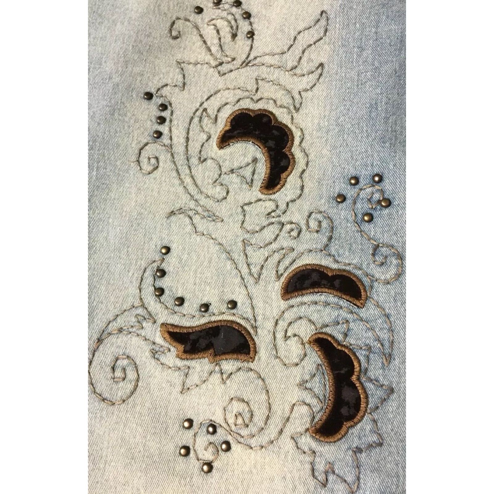 Tommy Hilfiger VINTAGE Tommy Hilfiger Jeans Paisley Bootcut Men 10 Blue 31 Inseam 33.5 Embroidered Western Hip Hop Grunge USA Flag 90s Size 32" / US 10 / IT 46 - 5 Thumbnail