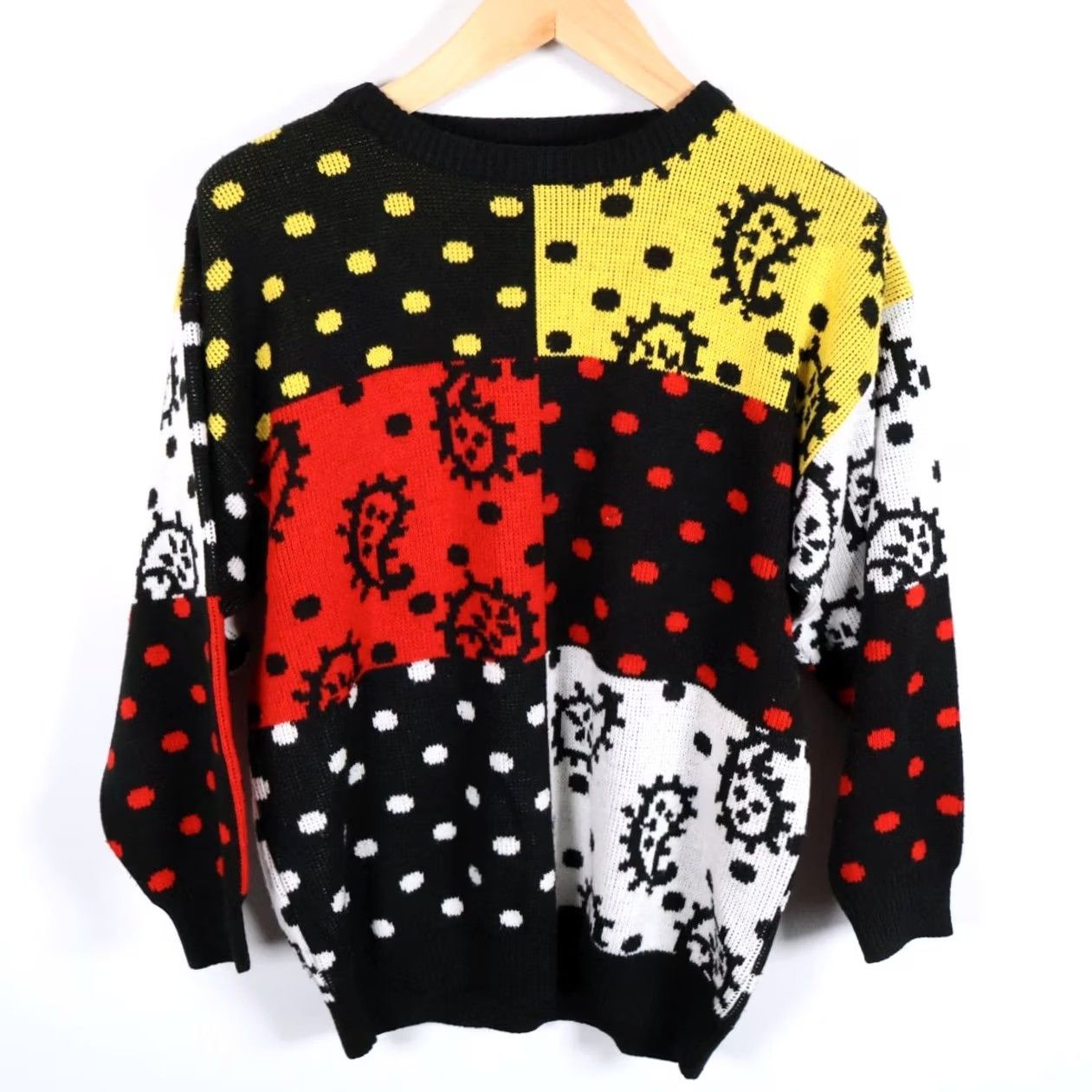 Vintage VINTAGE 90s Patchwork Pattern Sweater Women's M Black Red Yellow Paisley VTG Knit Pullover Crew Neck Long Sleeve Size M / US 6-8 / IT 42-44 - 2 Thumbnail
