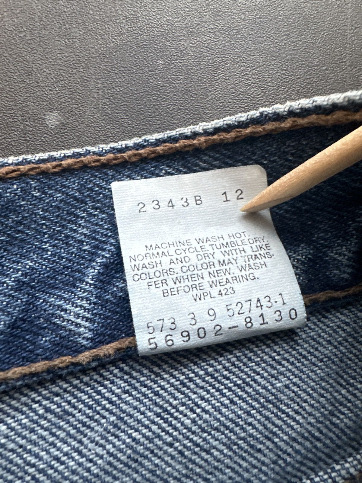 Levi's Vtg Levis Relaxed Fit 902 Women's Mom Jeans Size 40" / US 18 - 8 Thumbnail