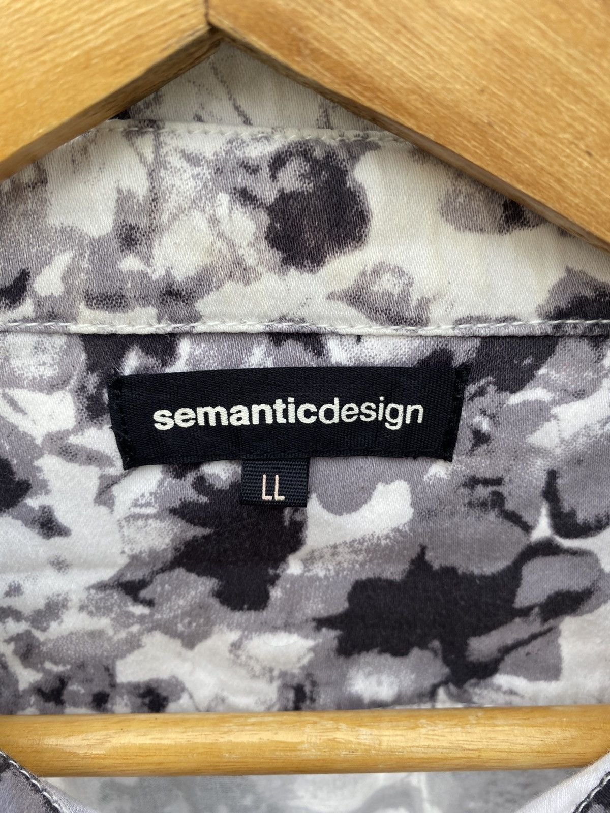 semanticdesign Semantic design button up shirts Size US L / EU 52-54 / 3 - 6 Thumbnail