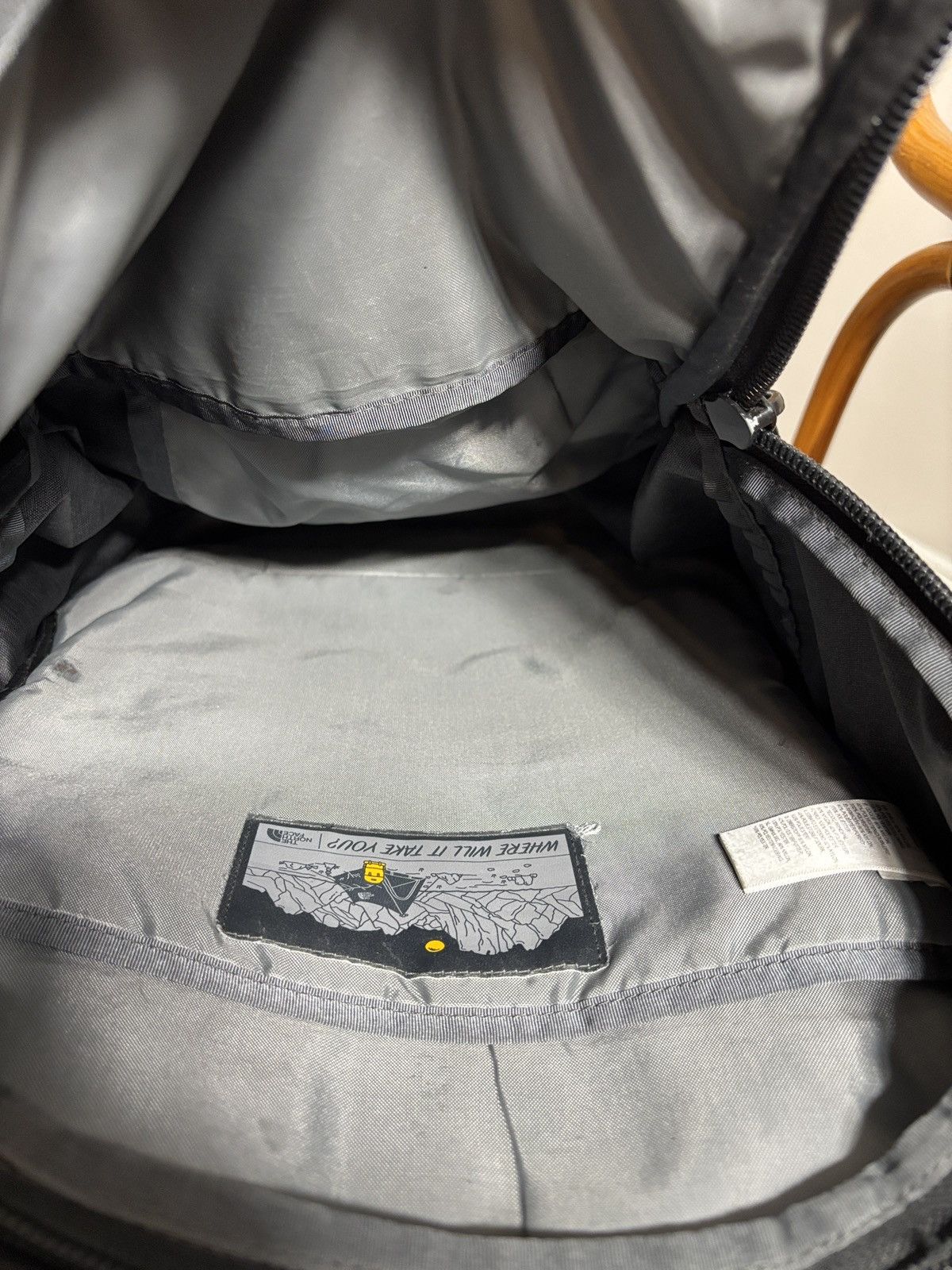 The North Face The North Face Jester Backpack Hiking School Gorpcore Size ONE SIZE - 6 Thumbnail