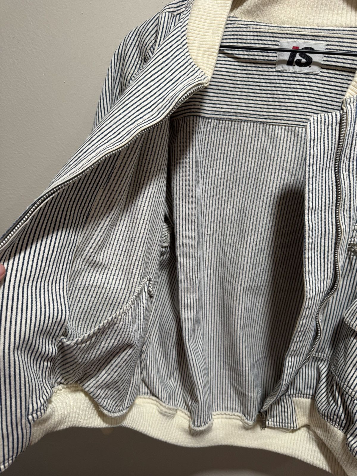 Issey Miyake 80’s Issey Miyake IS Sport Big Logo Hickory Zip Up Bomber Size US L / EU 52-54 / 3 - 7 Thumbnail