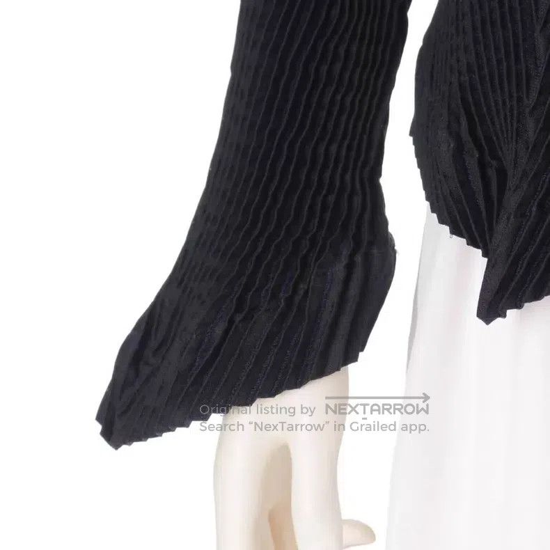 Issey Miyake Issey Miyake 3D Elastic Pleated Jacket Size M / US 6-8 / IT 42-44 - 6 Thumbnail