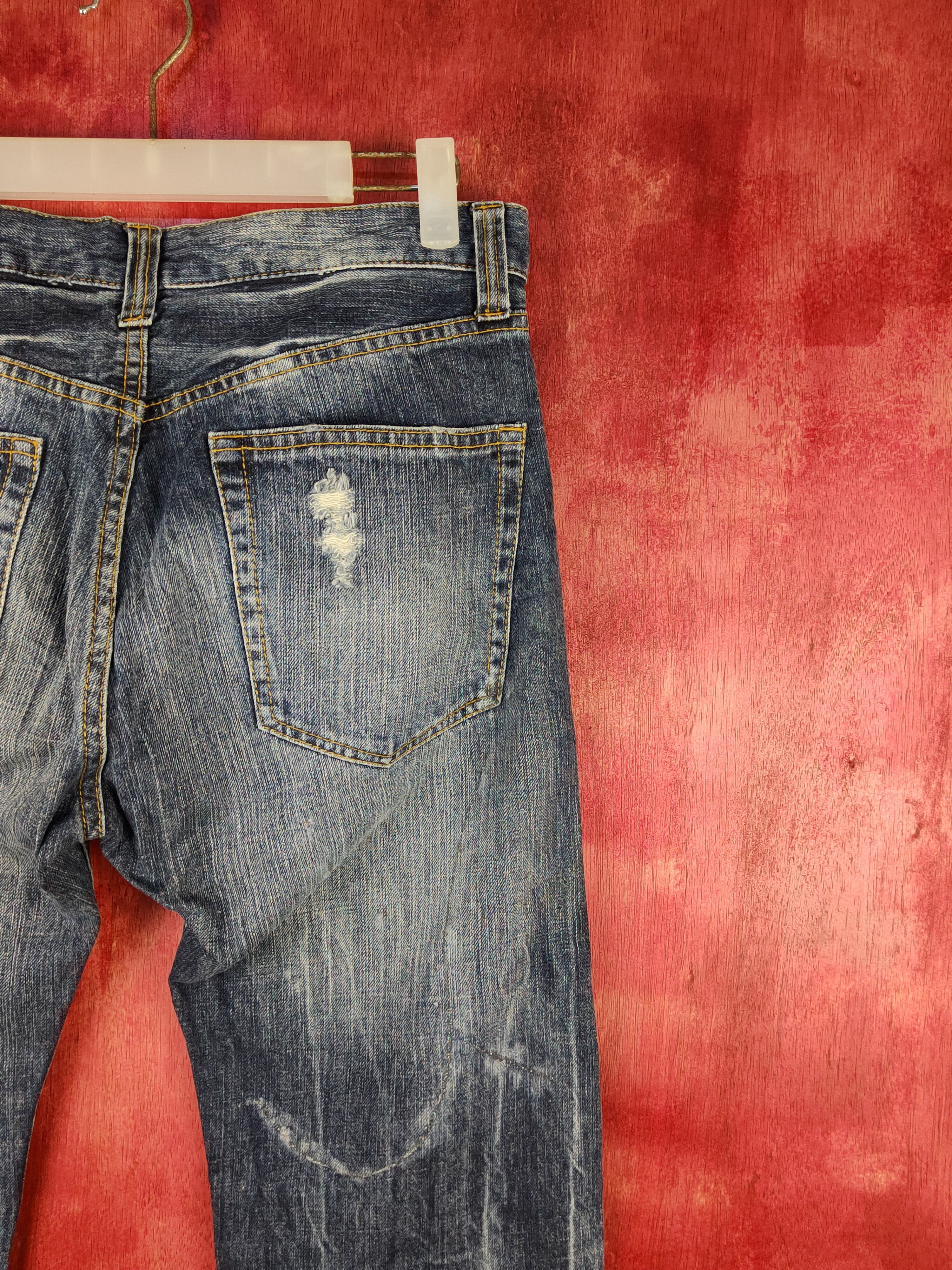 Japanese Brand Japan faded Distressed ripped jeans Denim #S1585 Size US 31 - 10 Thumbnail