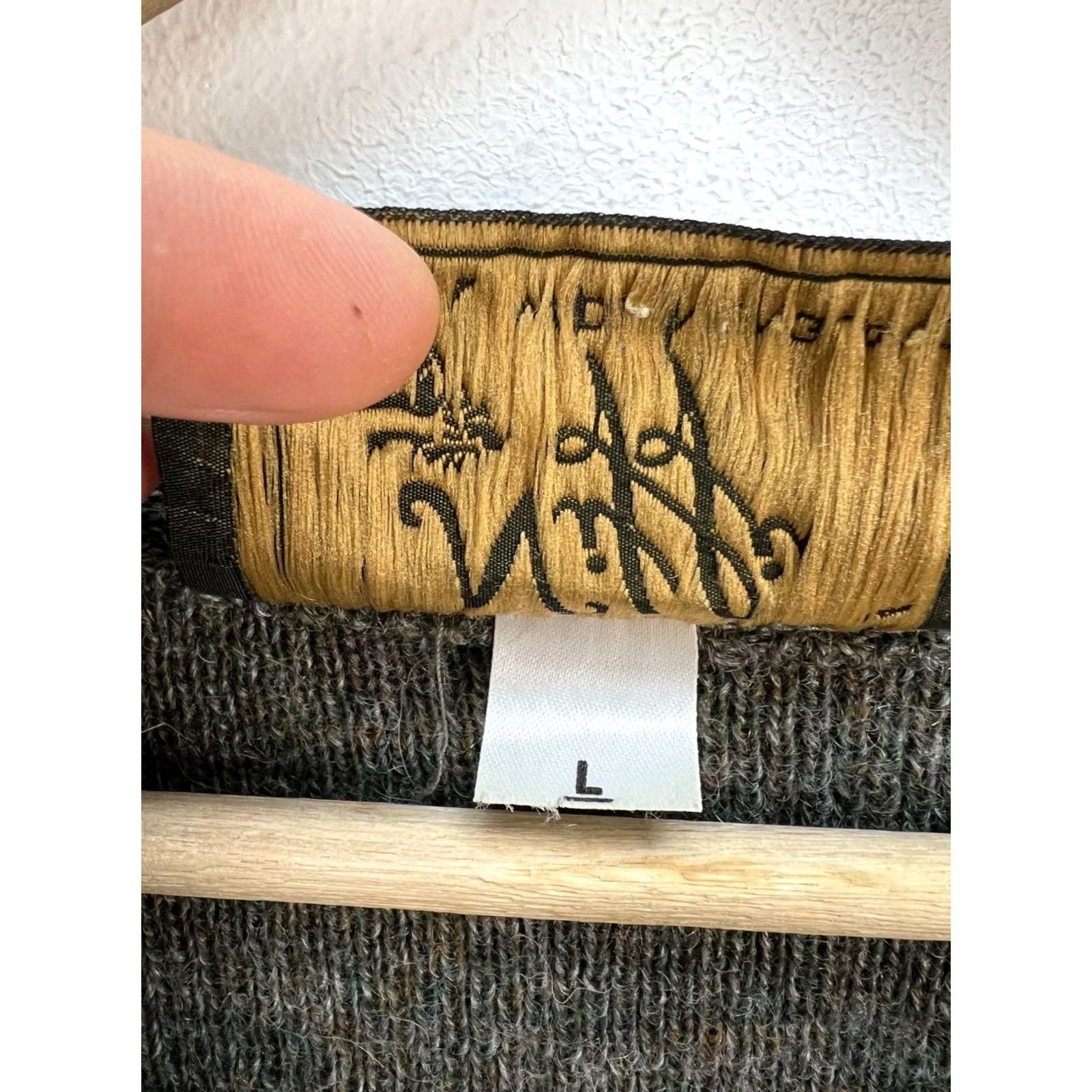 Vintage Niffi England Wool Leather Details Sweater Mens Size L Size US L / EU 52-54 / 3 - 5 Thumbnail