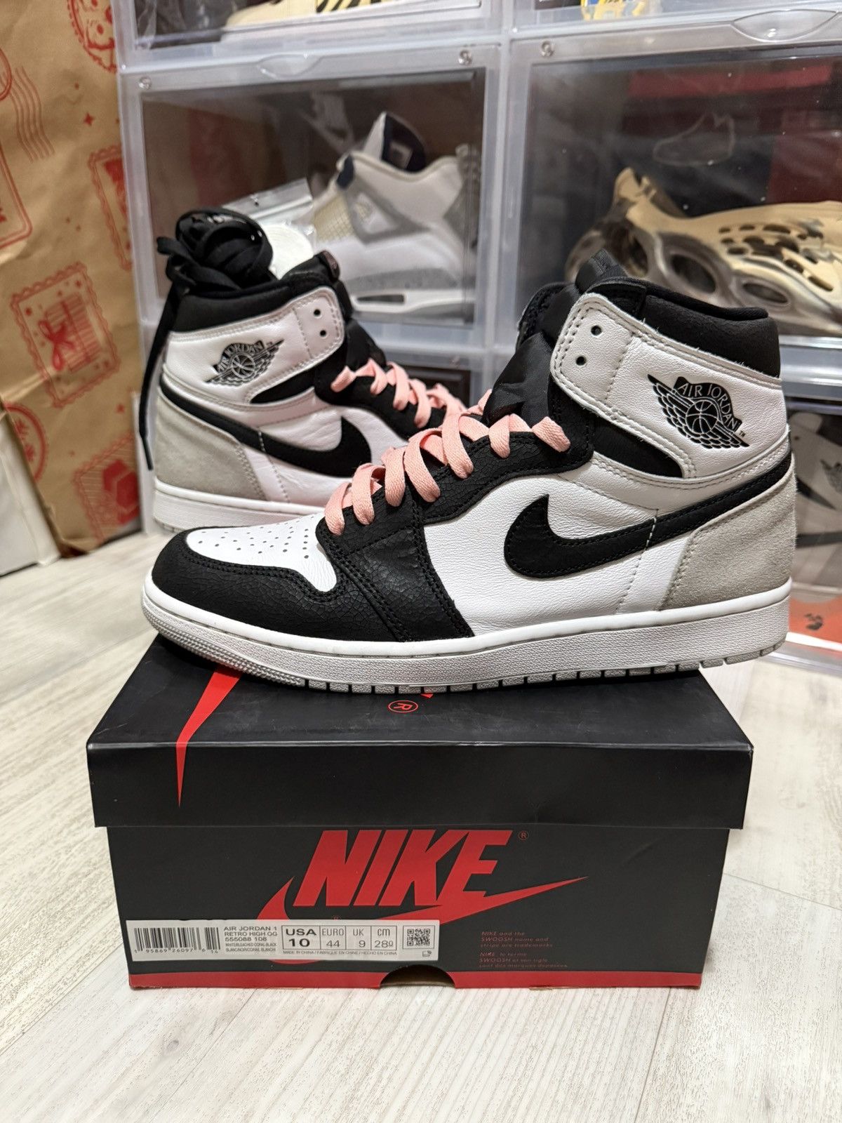 Jordan Brand × Nike Air Jordan 1 Retro High OG Stage Haze Size US 10 / EU 43 - 1 Thumbnail