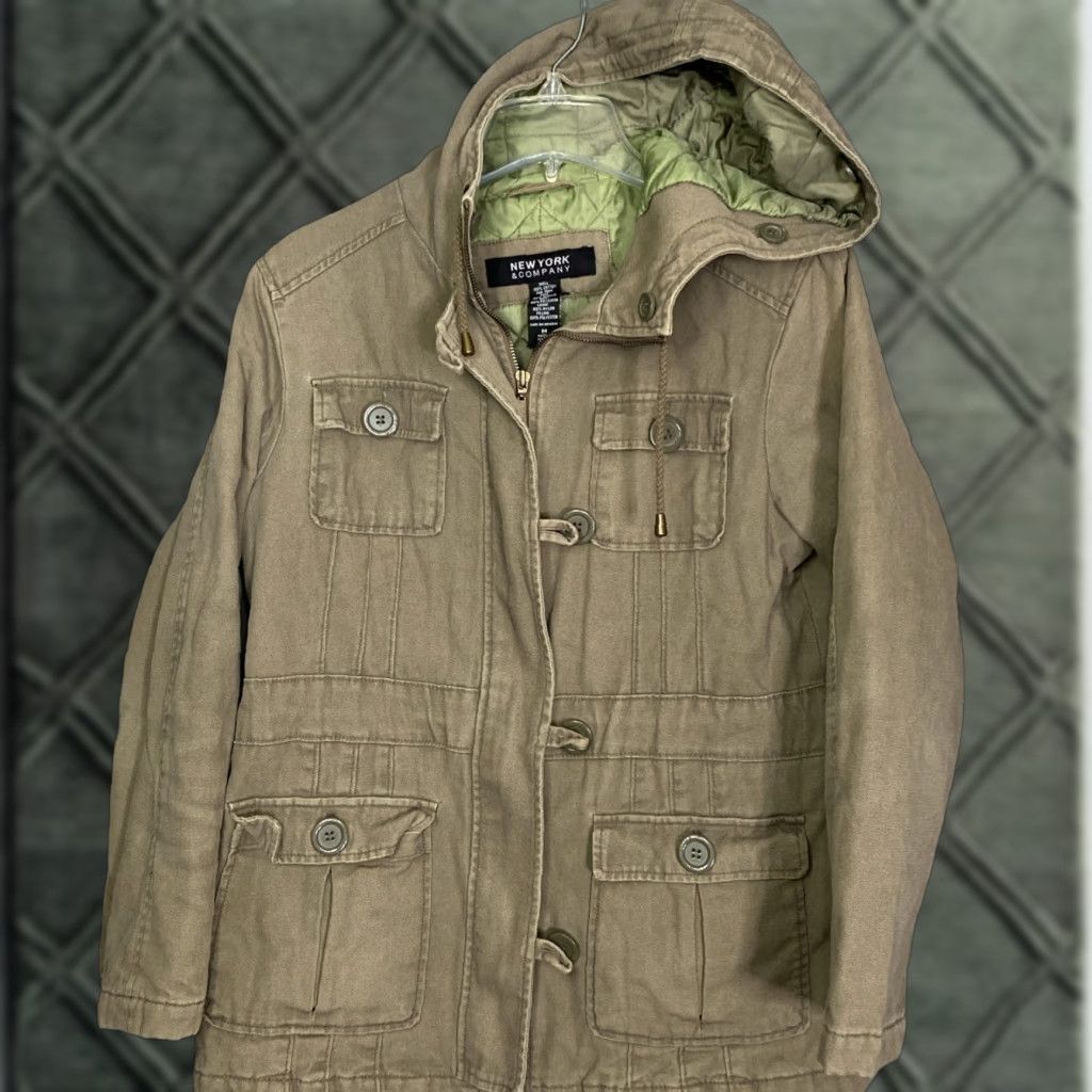 CO New York & Co Jacket Womens Medium Olive Green Hooded Quilted Lined Coat 20x27 Size M / US 6-8 / IT 42-44 - 1 Thumbnail
