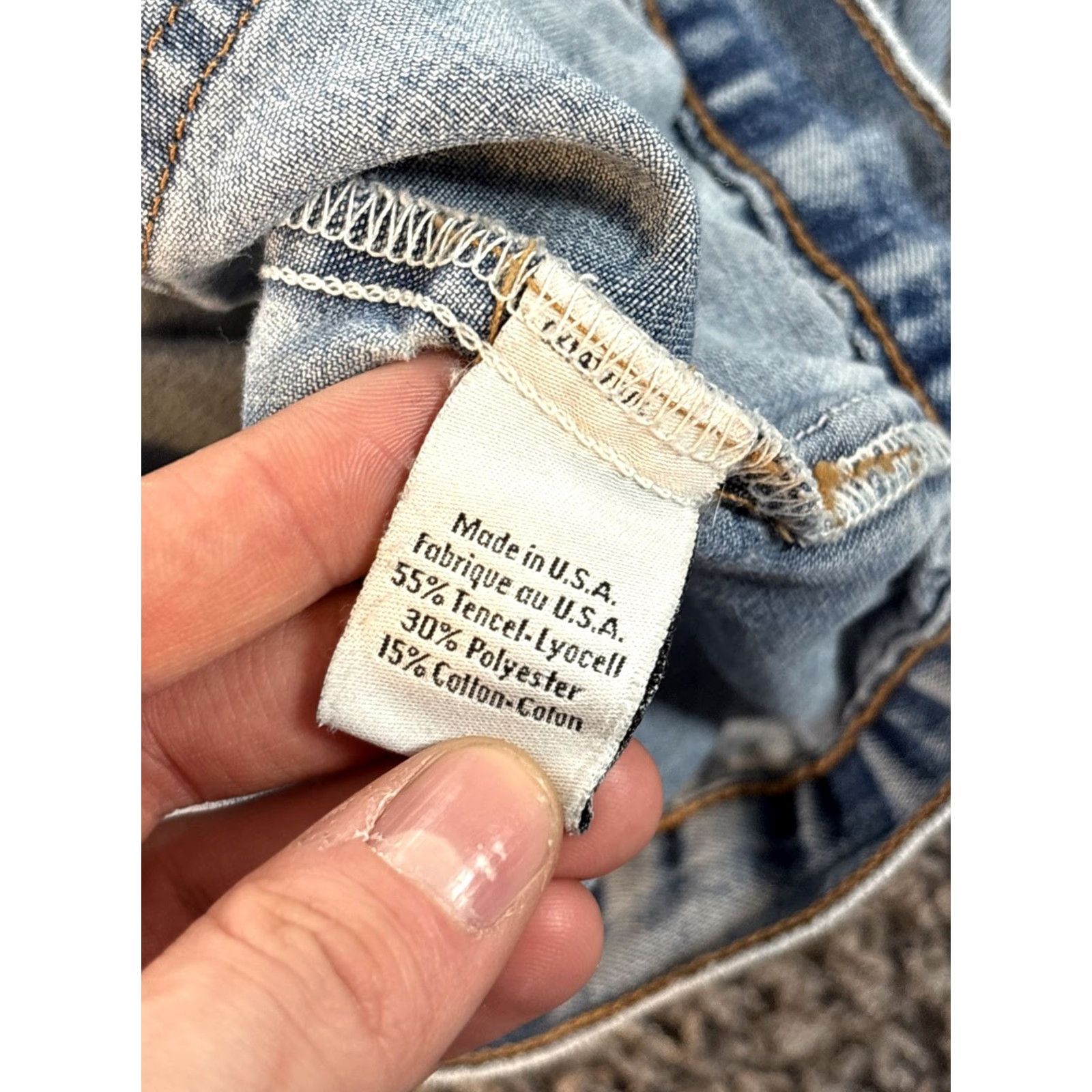 Calvin Klein VINTAGE Calvin Klein Denim Jacket Womens Large Patch Logo Light Wash Distressed Jacket Womens L Blue Logo USA Classic Men/Women? Size L / US 10 / IT 46 - 6 Thumbnail