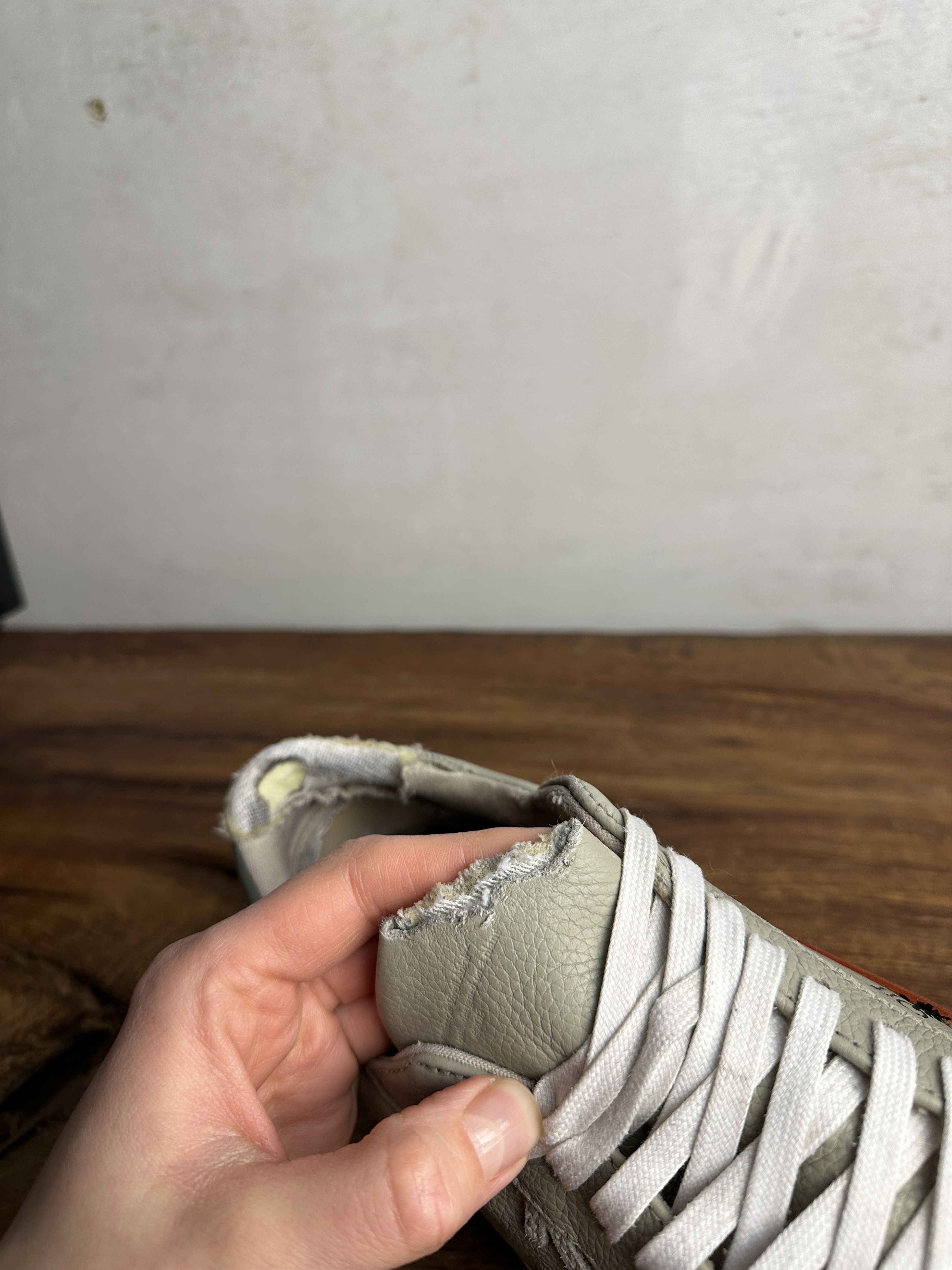 Off-White Off White Vulcanized Leather Low Top Grey Sneakers Size US 10 / EU 43 - 15 Thumbnail