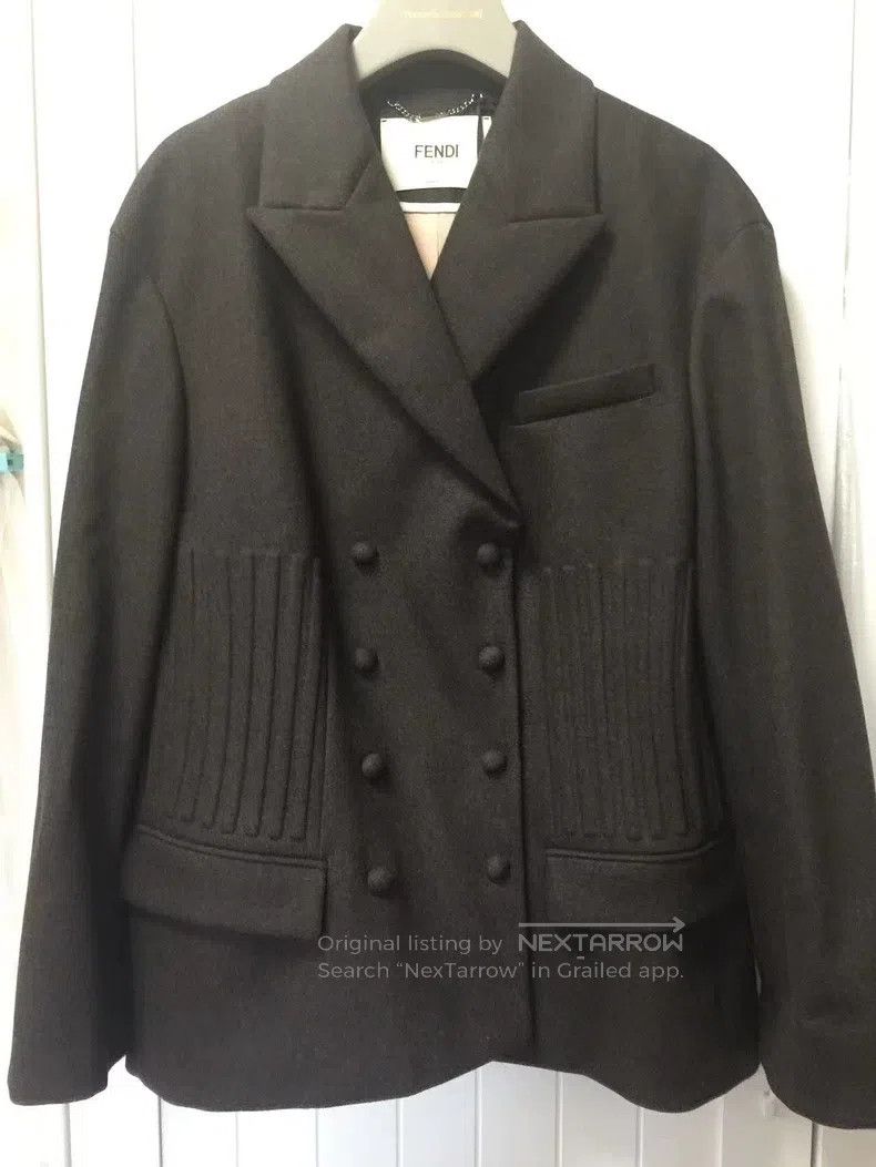 Fendi Fendi Women's Wool Short Coat with Cashmere Inside Size L / US 10 / IT 46 - 3 Thumbnail