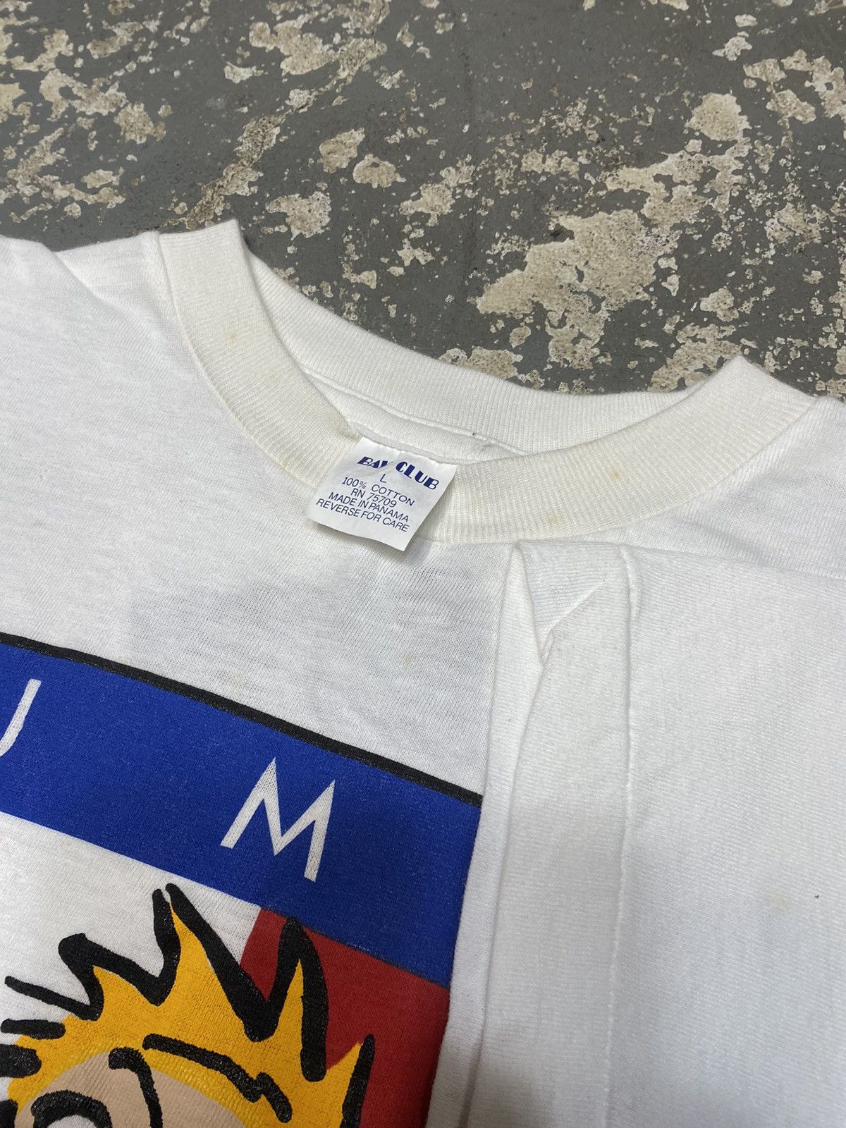 Japanese Brand × Vintage Vintage Tummy Poke Finger Calvin And Hobbes Parody 90 Tshirt Size US L / EU 52-54 / 3 - 4 Thumbnail