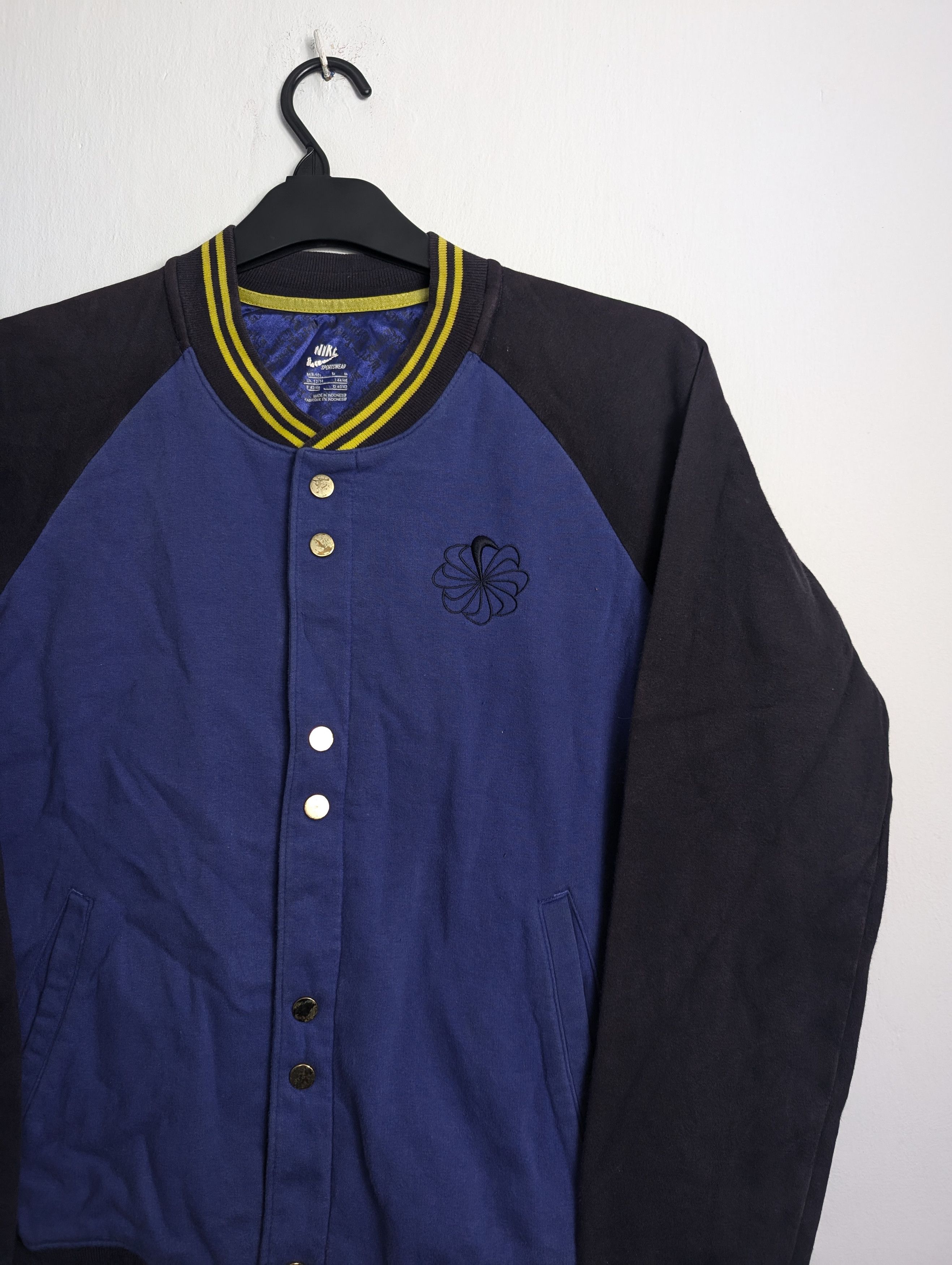 Nike Nike Sportswear Varsity Jacket Navy Retro Streetwear Size US XS / EU 42 / 0 - 2 Thumbnail