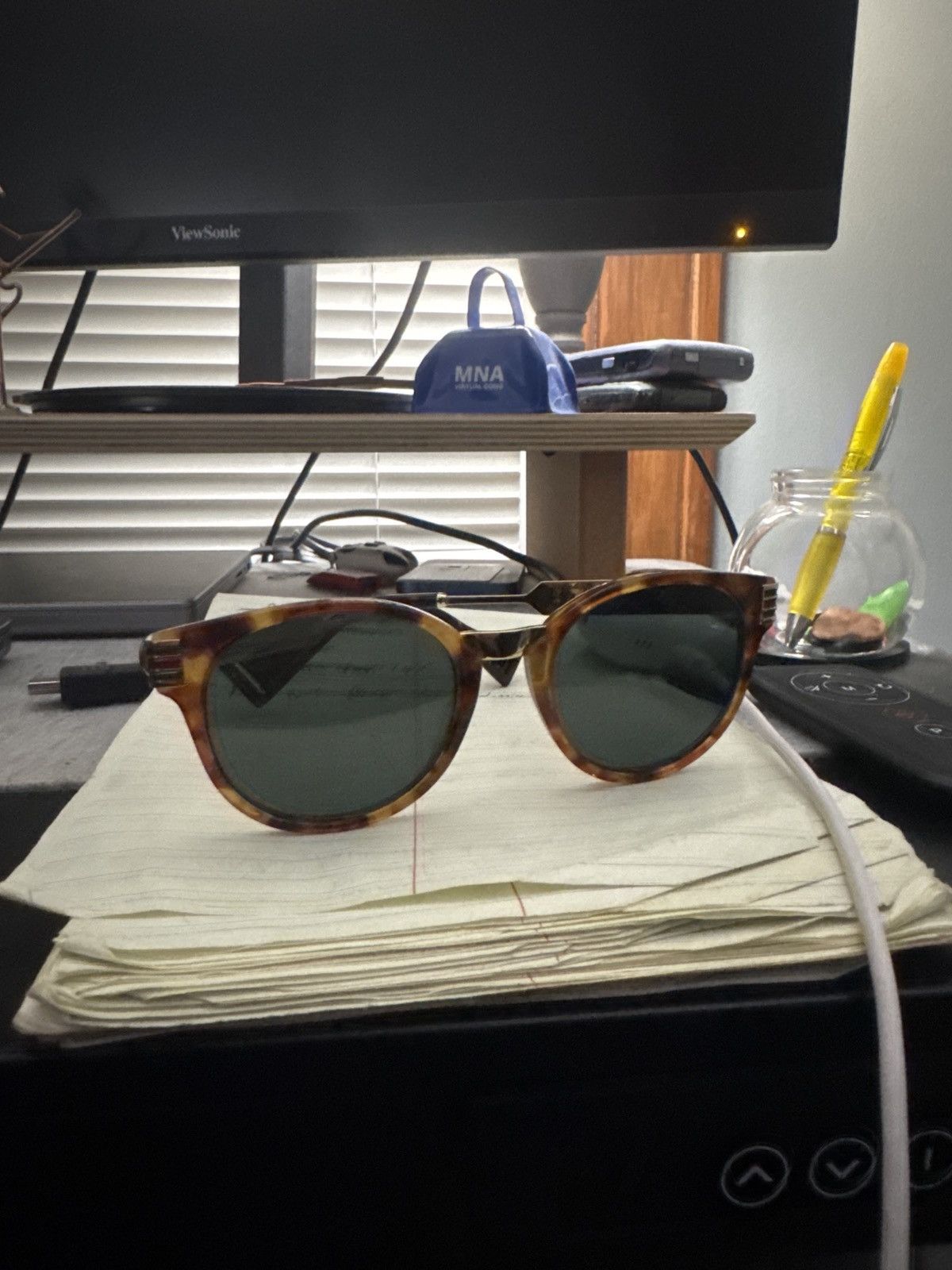 Gucci Gucci Sunglasses - GENTLY WORN Size ONE SIZE - 1 Thumbnail