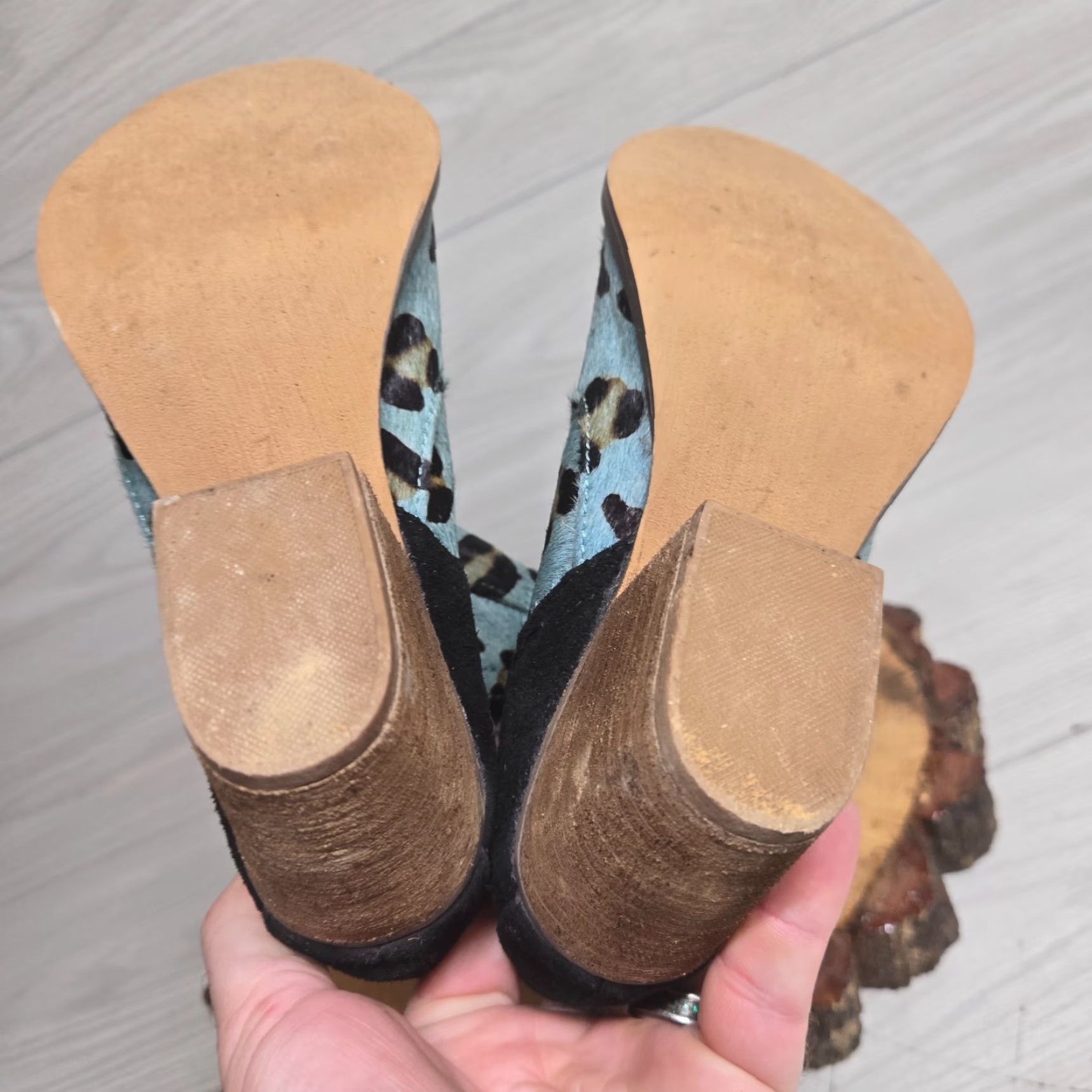 Vintage VINTAGE Naughty Monkey Women's Leather Animal Print Ankle Boots Size 7 Blue Beaded Comfort Size US 7 / IT 37 - 6 Thumbnail