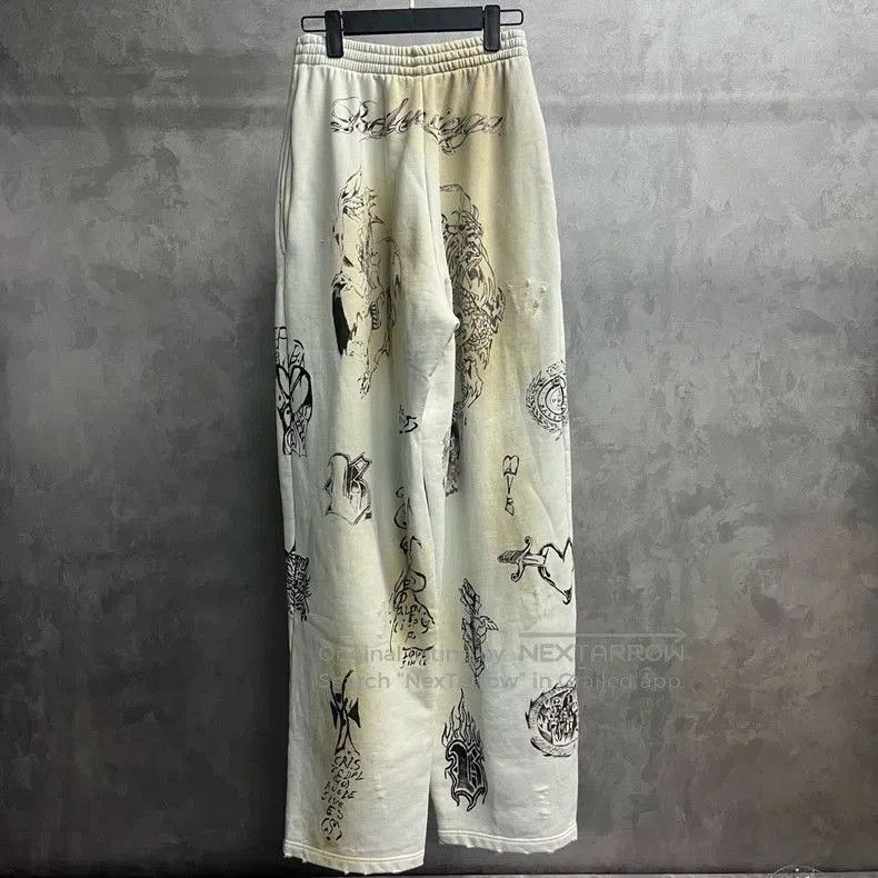 Balenciaga Balenciaga White Printed Knit Sweatpants. Size US 26 / EU 42 - 2 Thumbnail