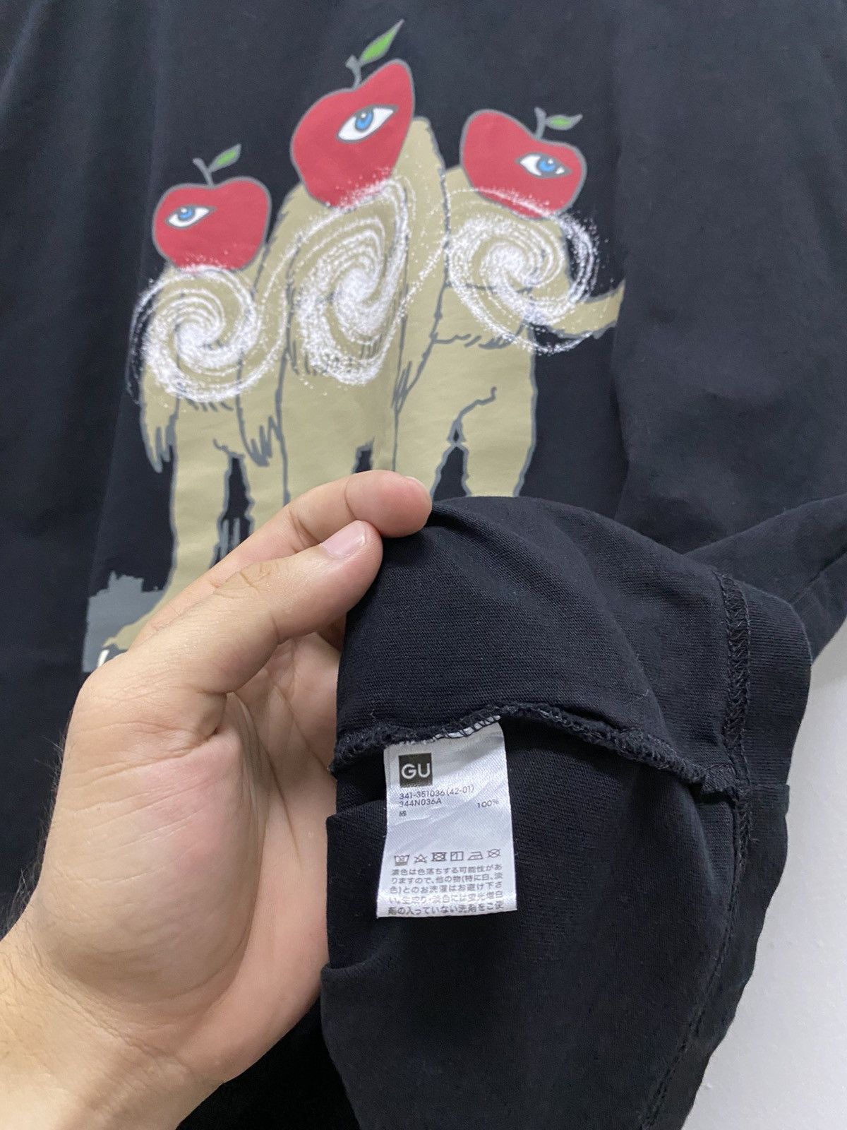 Designer × GU × Undercover Gu X Undercover T-Shirt Tee Size US L / EU 52-54 / 3 - 6 Thumbnail