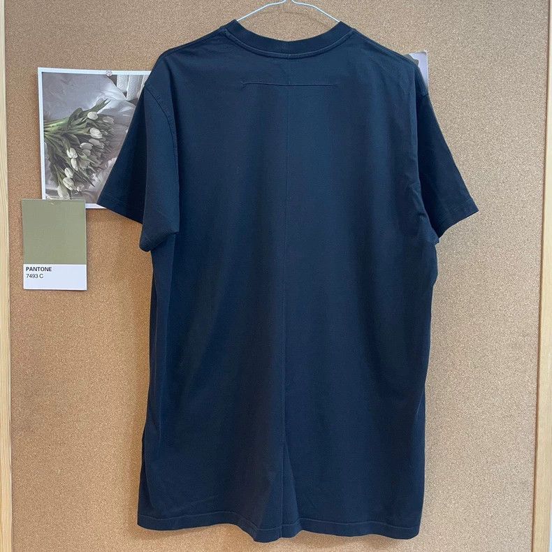 Givenchy Givenchy Ultra Classic Big Blue Shark T-Shirt, Short Sleev Size US XS / EU 42 / 0 - 2 Thumbnail