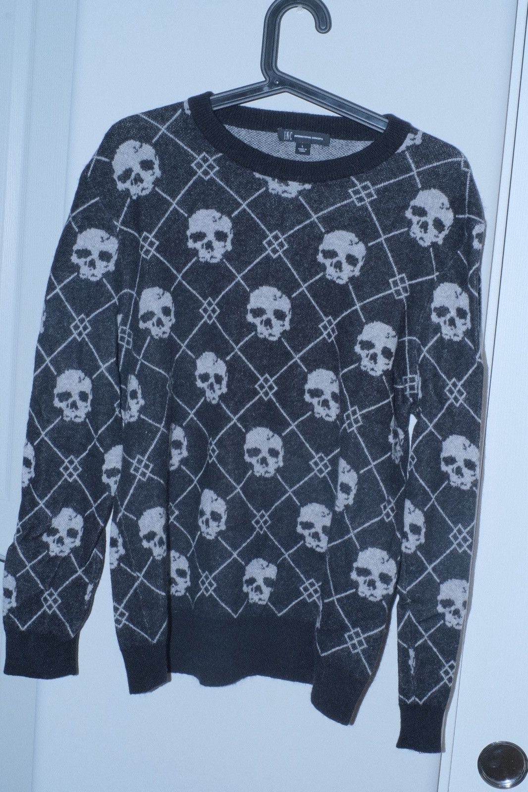 Vintage Gothic Skull Sweater Size US L / EU 52-54 / 3 - 1 Thumbnail