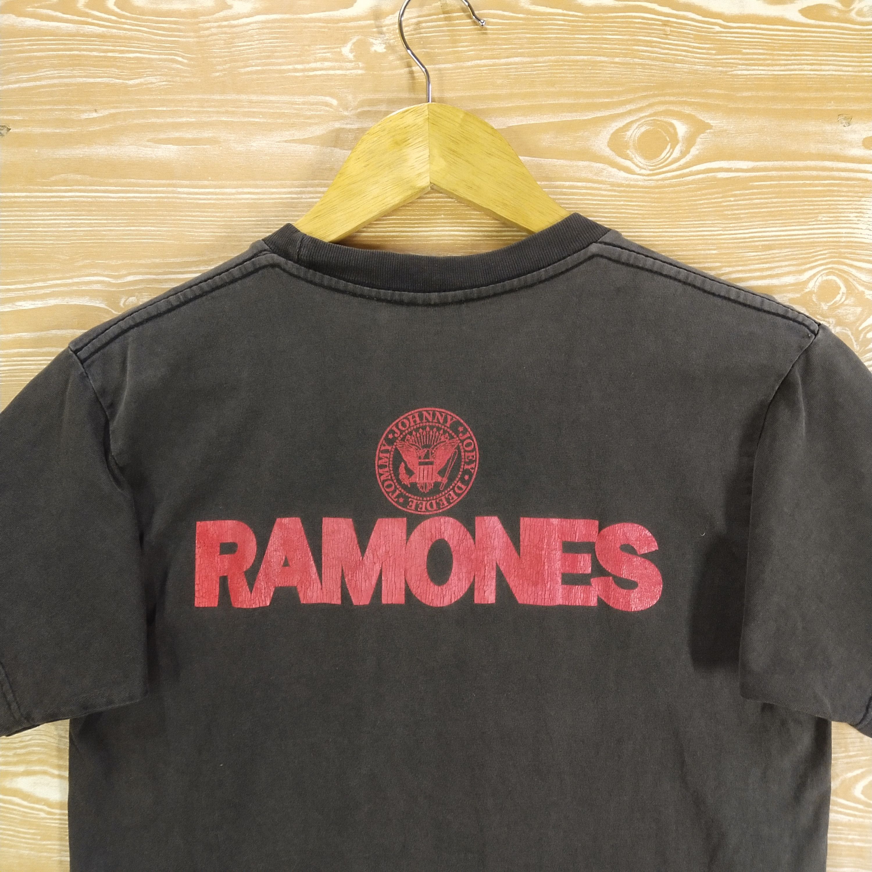 Band Tees Vintage Sunfaded Ramones Tee Size US S / EU 44-46 / 1 - 4 Thumbnail