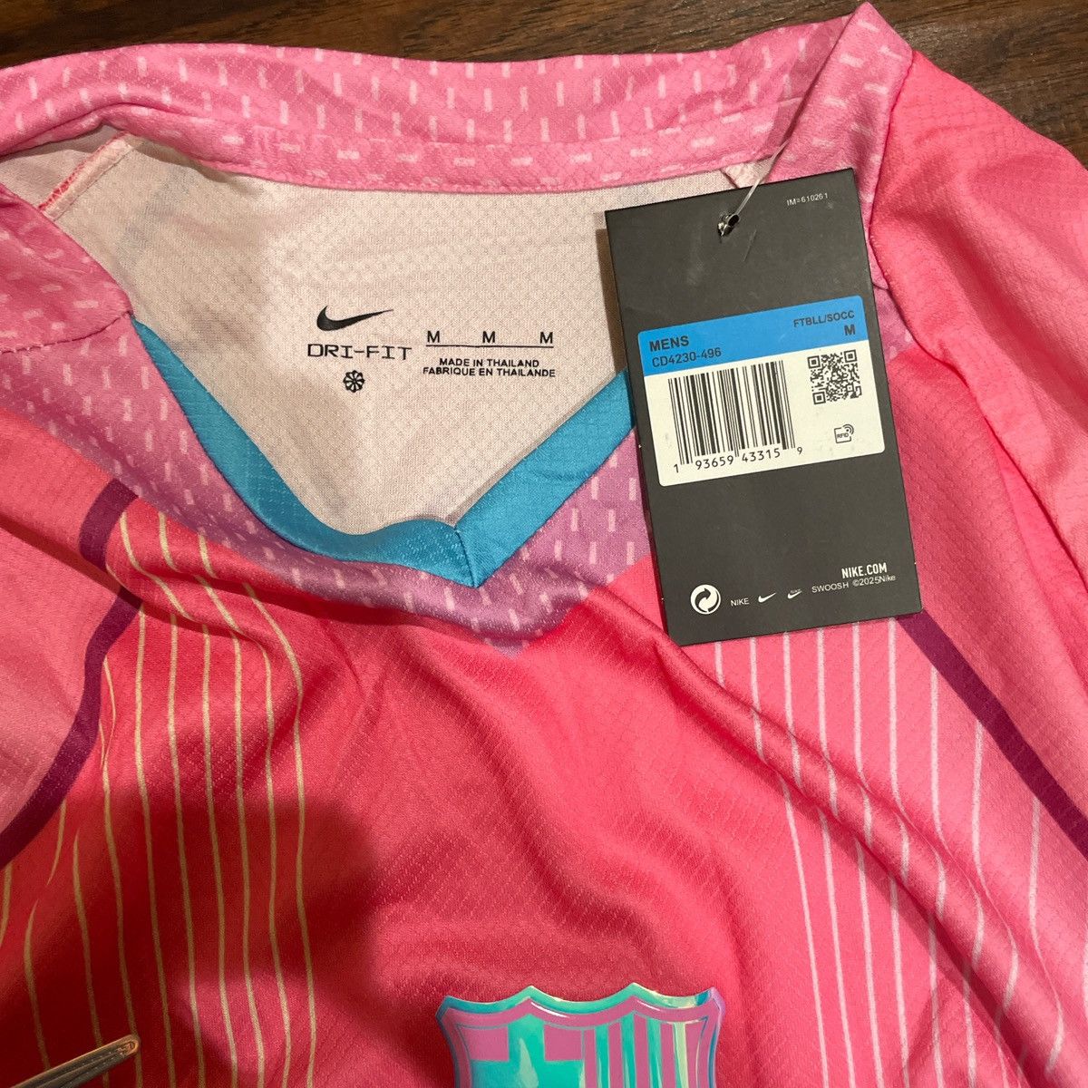 Nike BARCA PINK LIMITED EDITION JERSEY 2025/26 Size US L / EU 52-54 / 3 - 3 Thumbnail