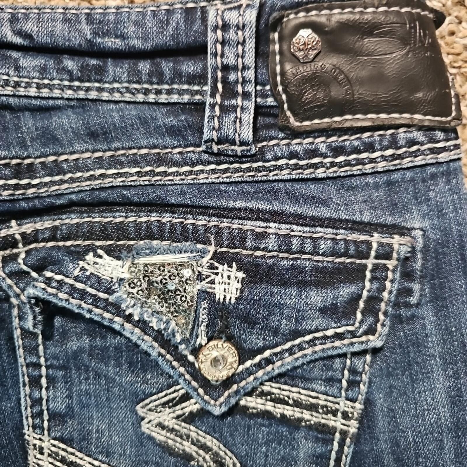Silver Jeans Co. Silver SUKI FLAP 17" 30x33(32x32) Jeans Size 30" / US 8 / IT 44 - 8 Thumbnail