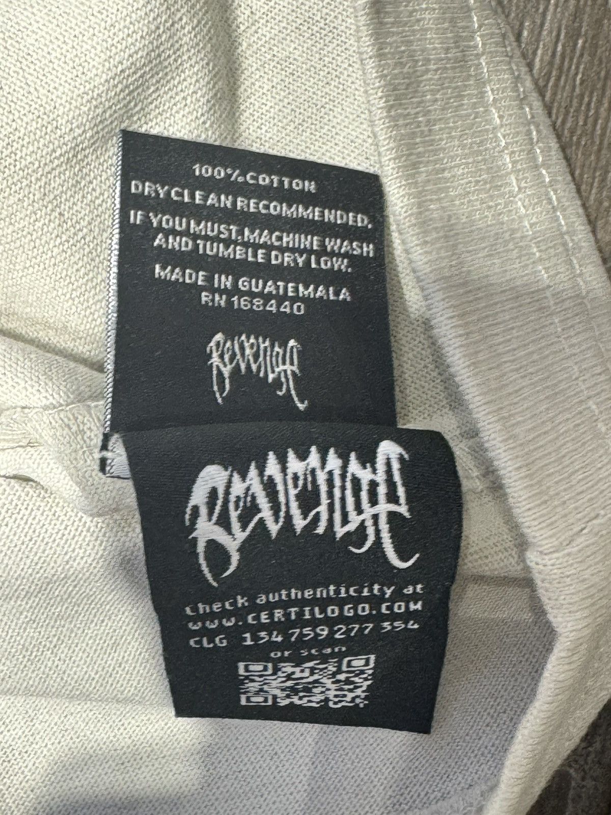 Revenge REVENGE ARCH LOGO CLAW TEE CEMENT / RED Size US M / EU 48-50 / 2 - 7 Thumbnail