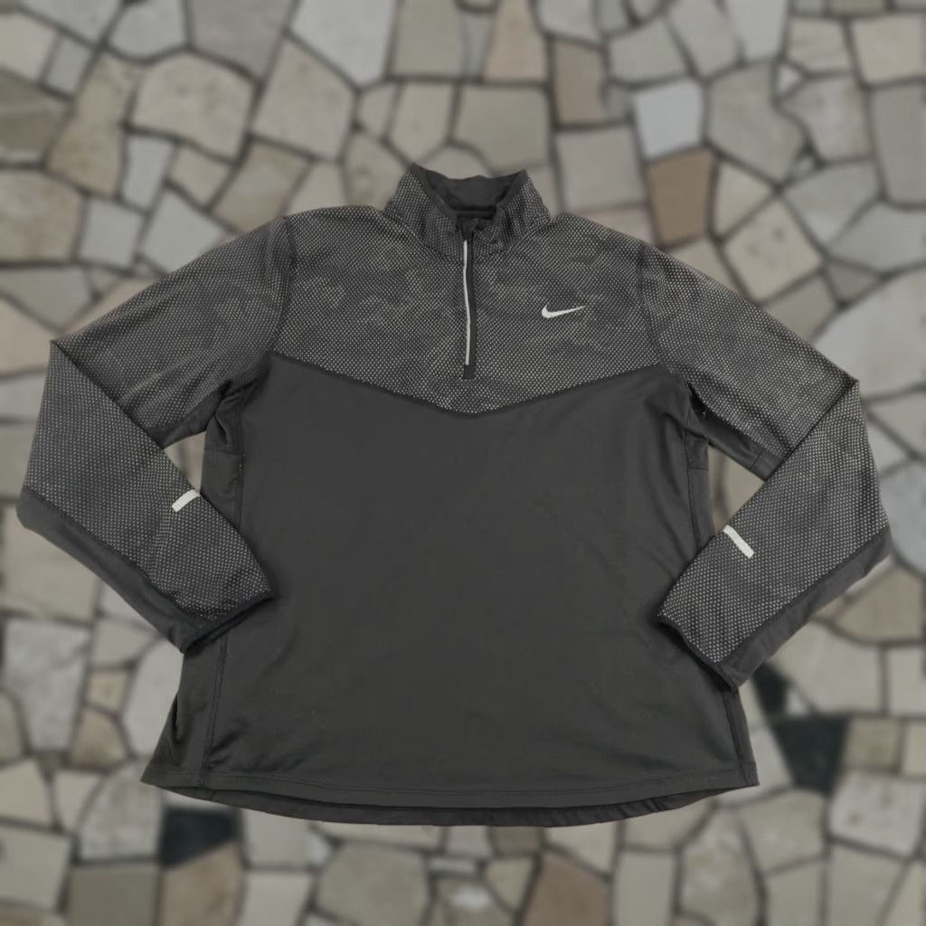Nike Nike Jacket Large Black Gray Camo Running Reflective Element 1/4 Zip Womens Size L / US 10 / IT 46 - 1 Thumbnail