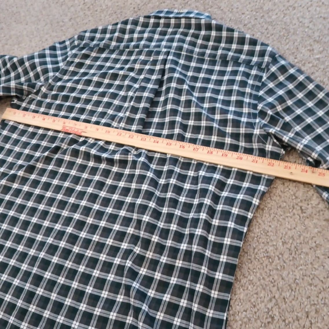 Van Heusen Van Heusen Shirt Mens Medium Green Plaid Long Sleeve Button-Down Button-Up Collared Cotton Blend Size US M / EU 48-50 / 2 - 7 Thumbnail